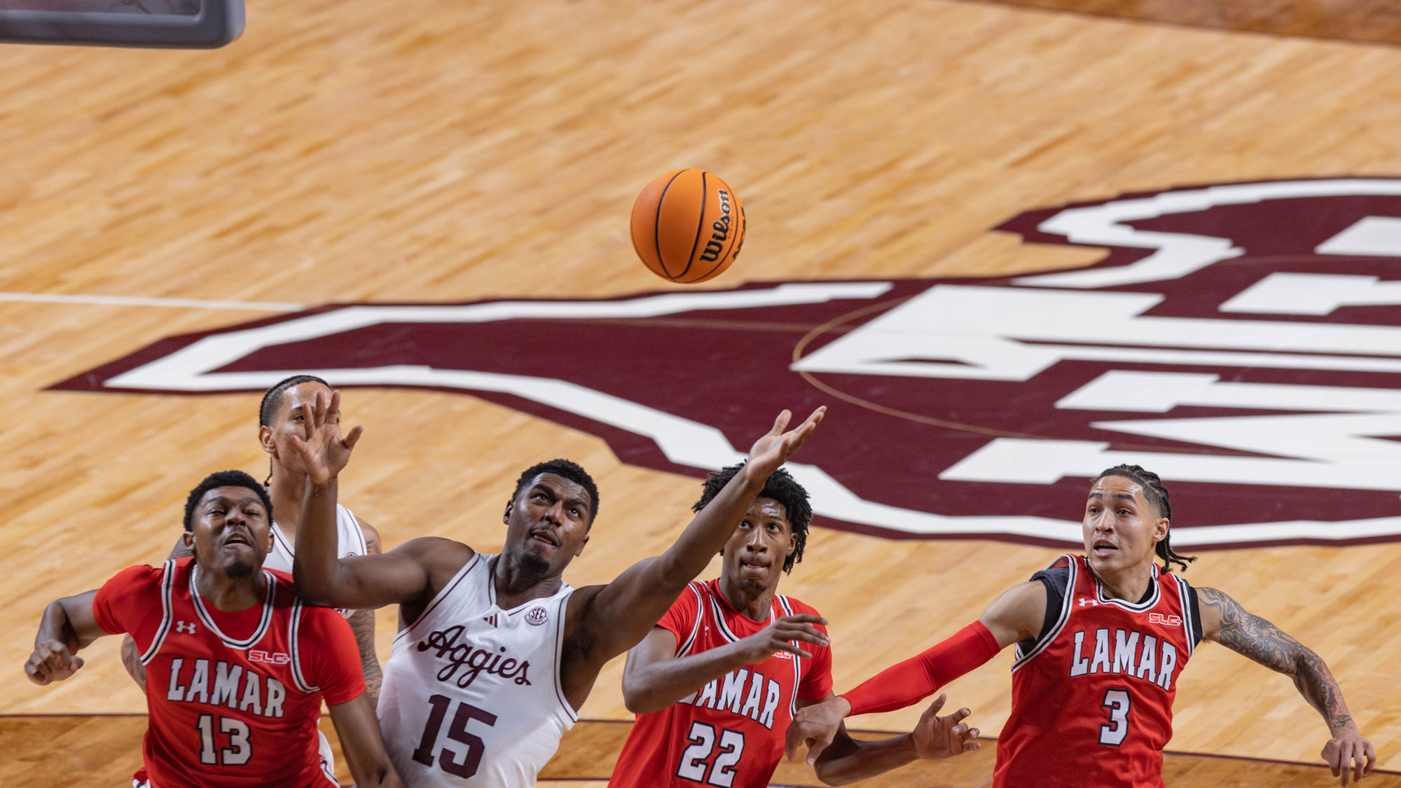 GALLERY: Men's Basketball vs. Lamar