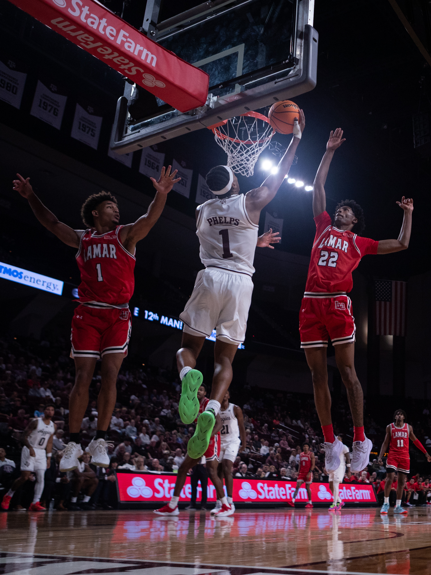 GALLERY: Men's Basketball vs. Lamar