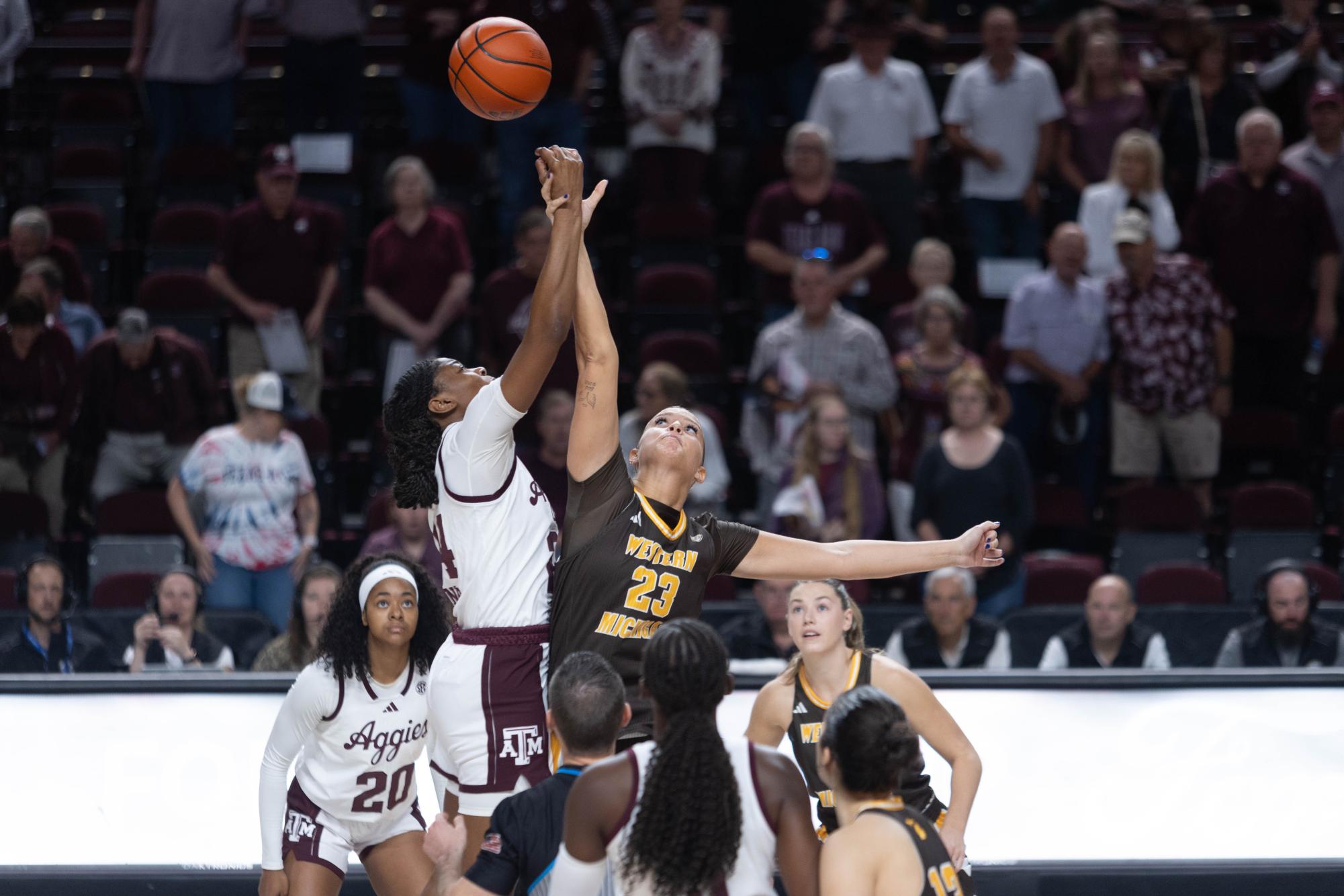 GALLERY: Women's Basketball vs. Western Michigan