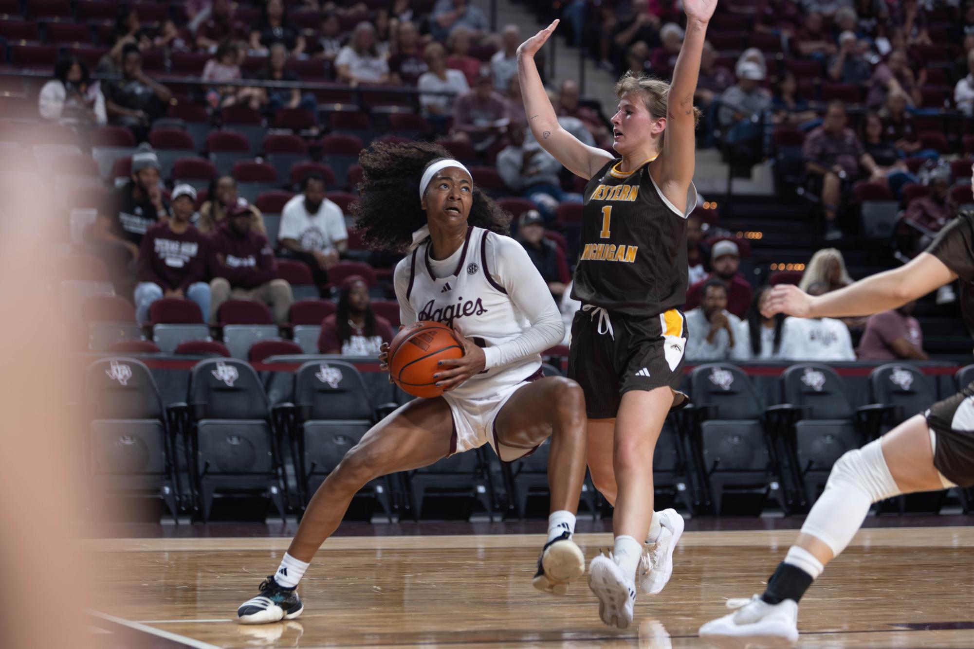 GALLERY: Women's Basketball vs. Western Michigan