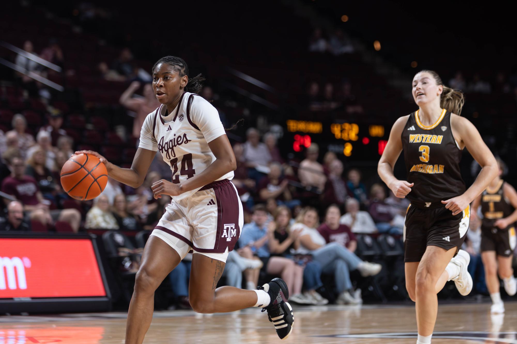 GALLERY: Women's Basketball vs. Western Michigan