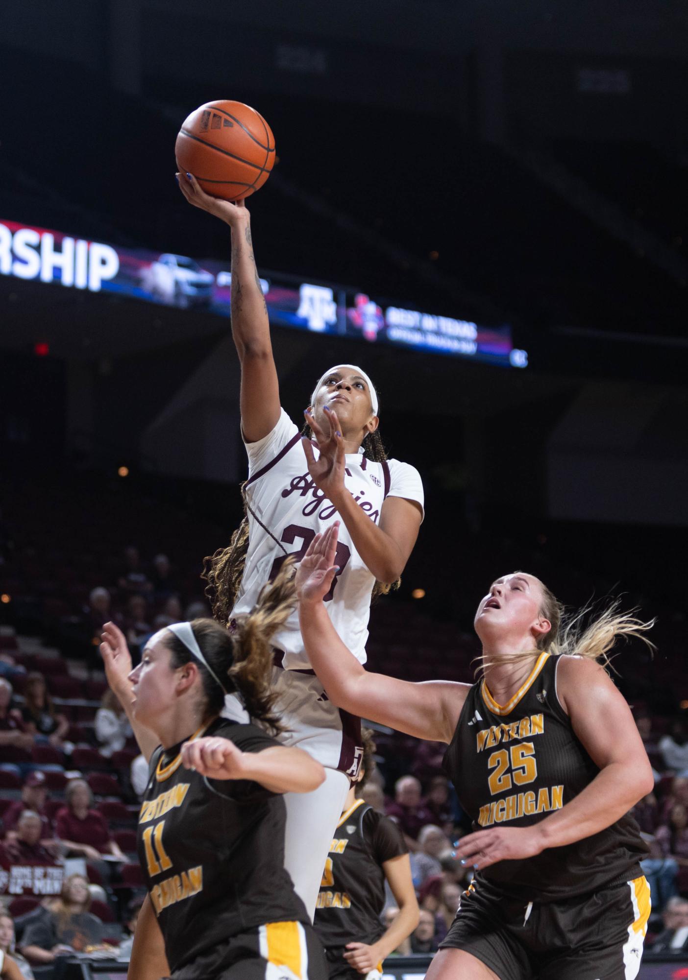 GALLERY: Women's Basketball vs. Western Michigan