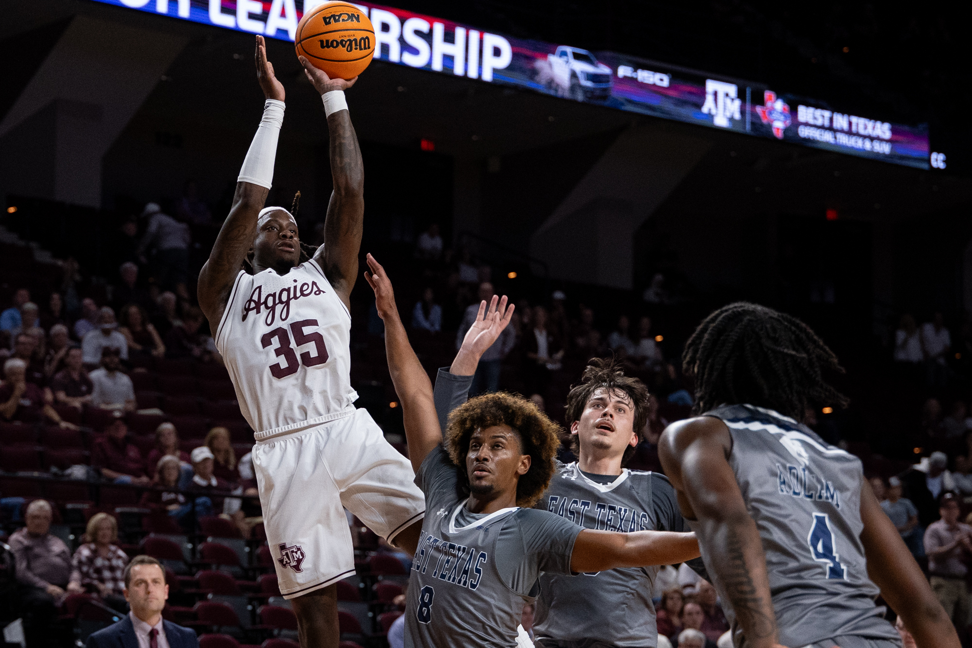 GALLERY: Men's Basketball vs. East Texas A&M