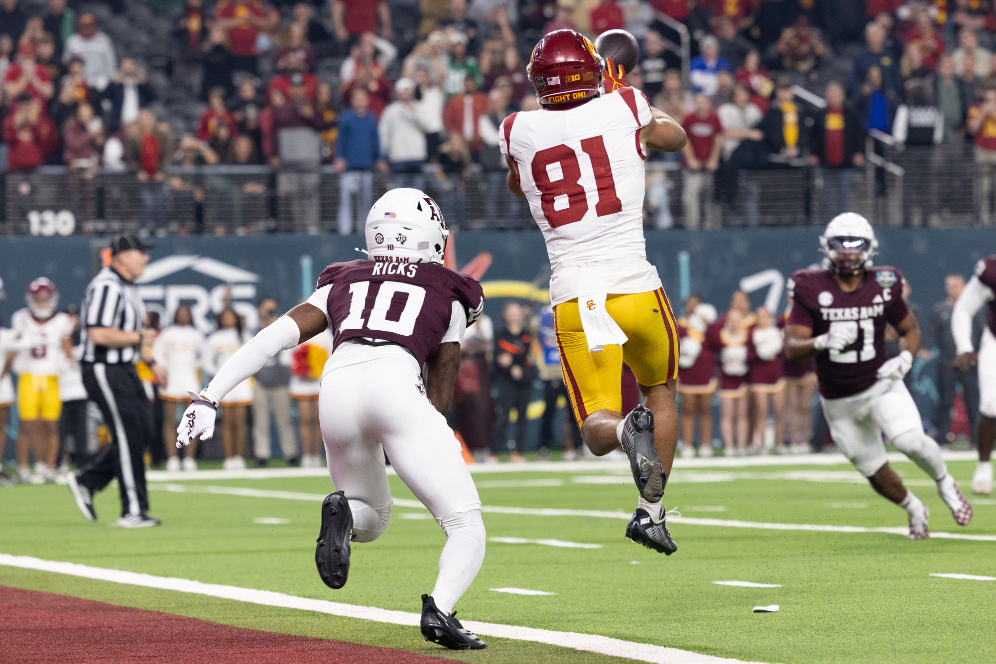 GALLERY: Football vs. USC (SRS Distribution Las Vegas Bowl)