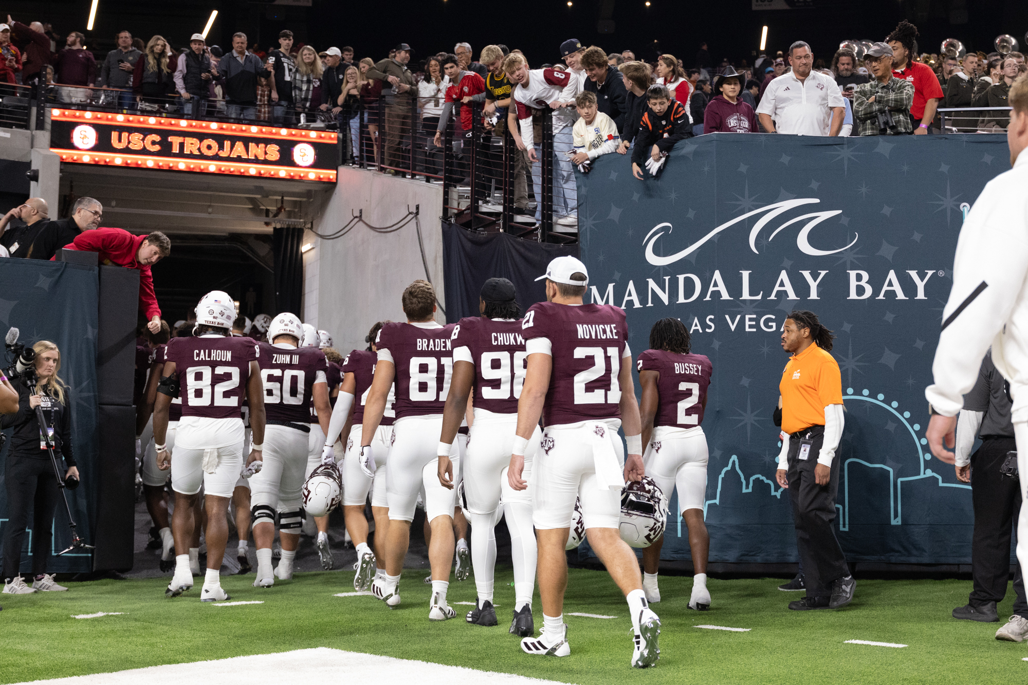 GALLERY: Football vs. USC (SRS Distribution Las Vegas Bowl)