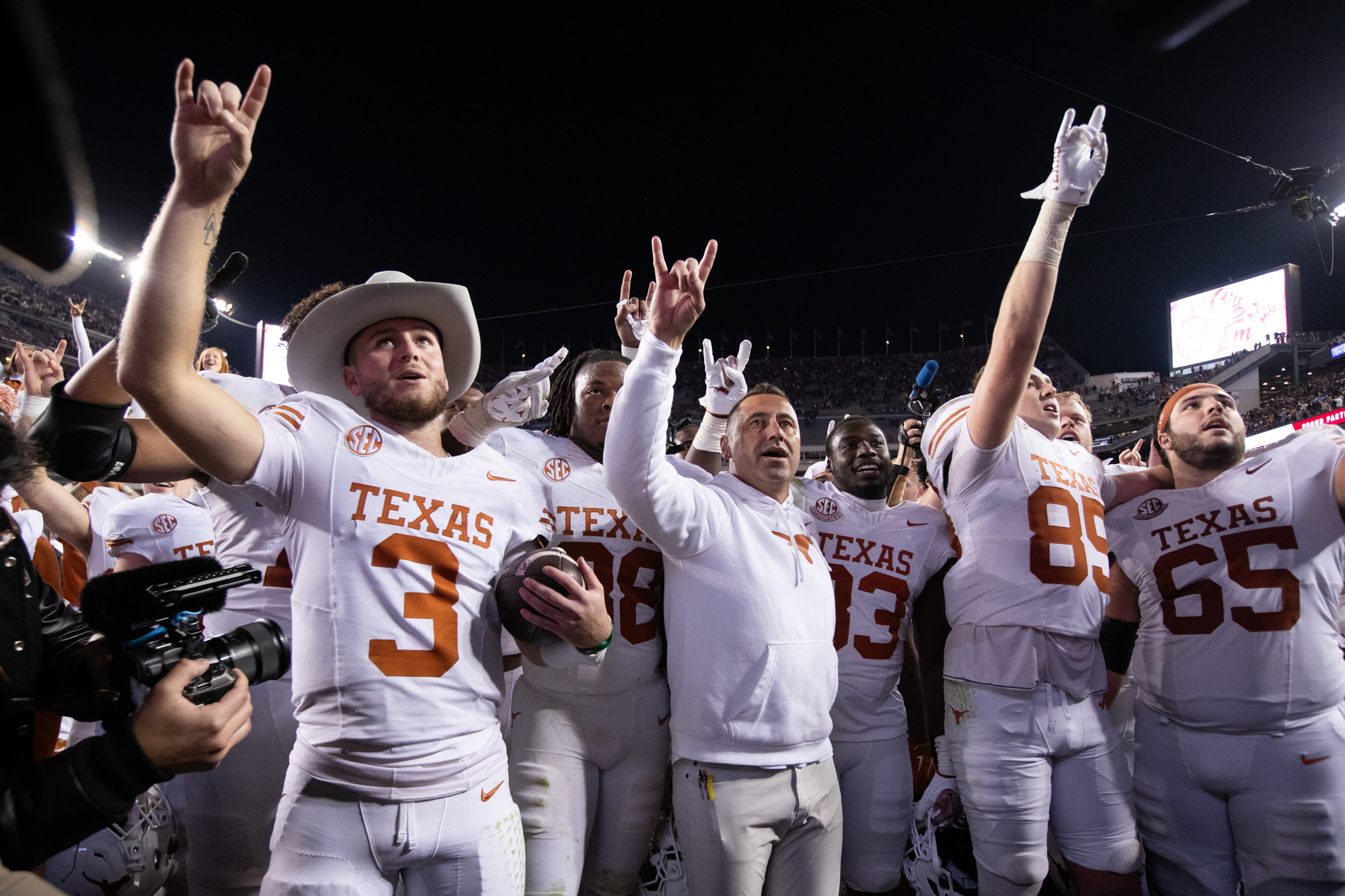 GALLERY: Football vs. texas