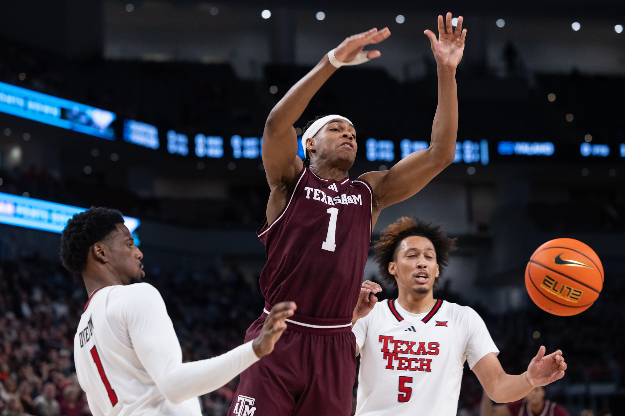 GALLERY: Men's Basketball vs. Texas Tech