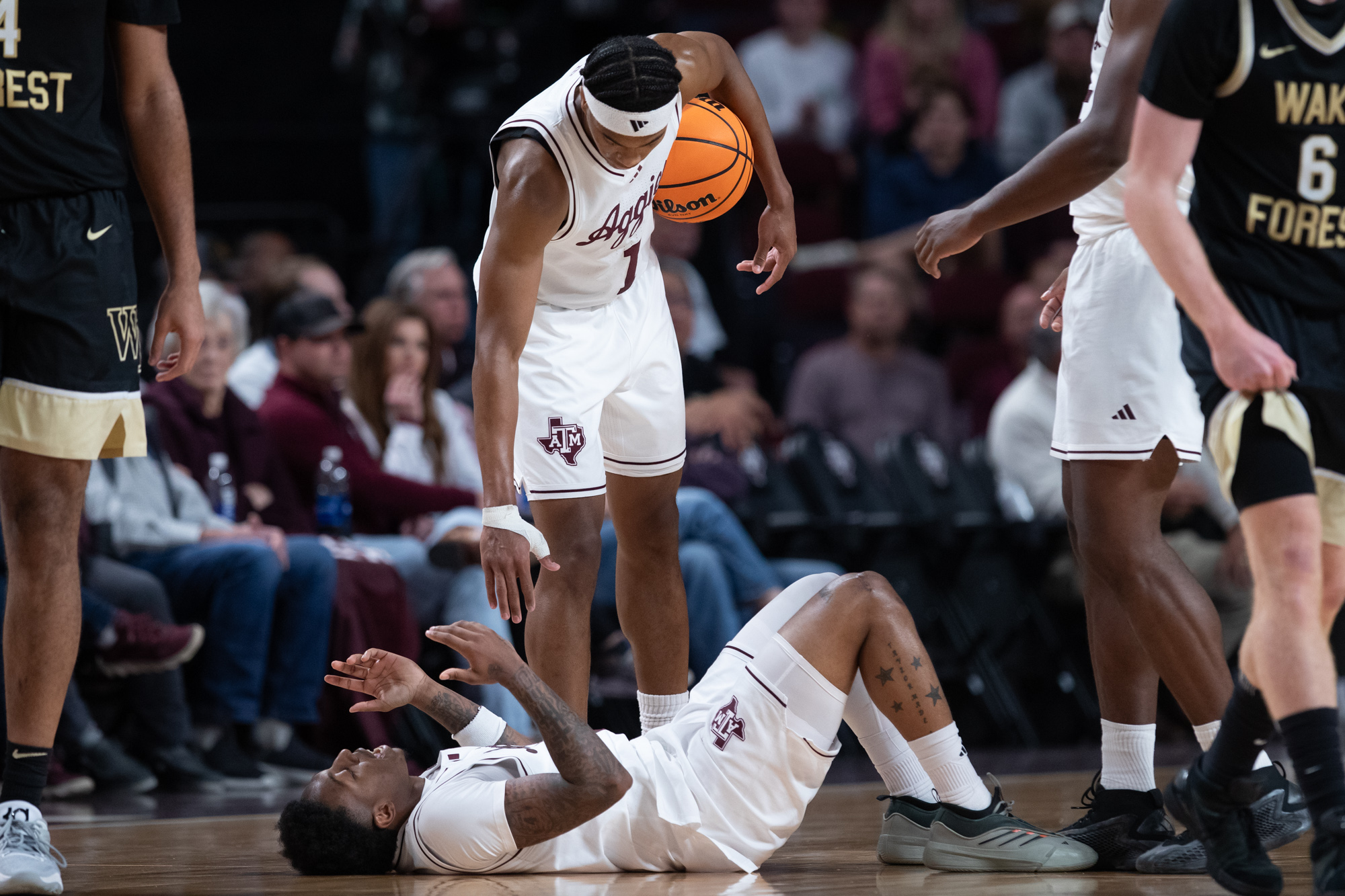 GALLERY: Men's Basketball vs. Wake Forest