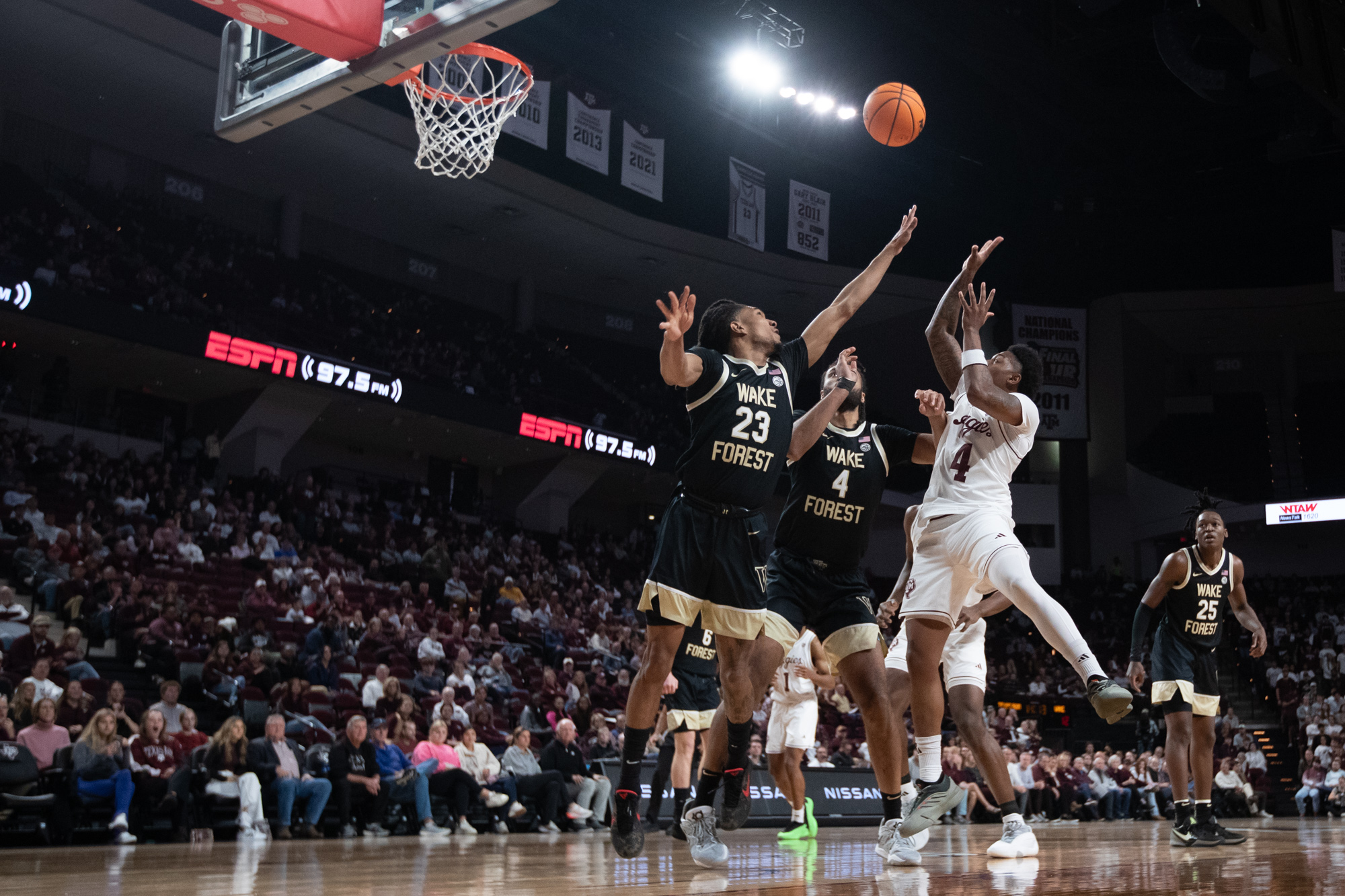 GALLERY: Men's Basketball vs. Wake Forest