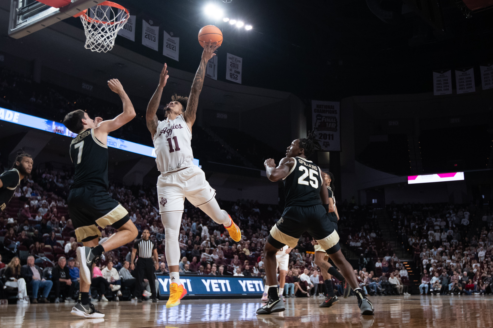 GALLERY: Men's Basketball vs. Wake Forest