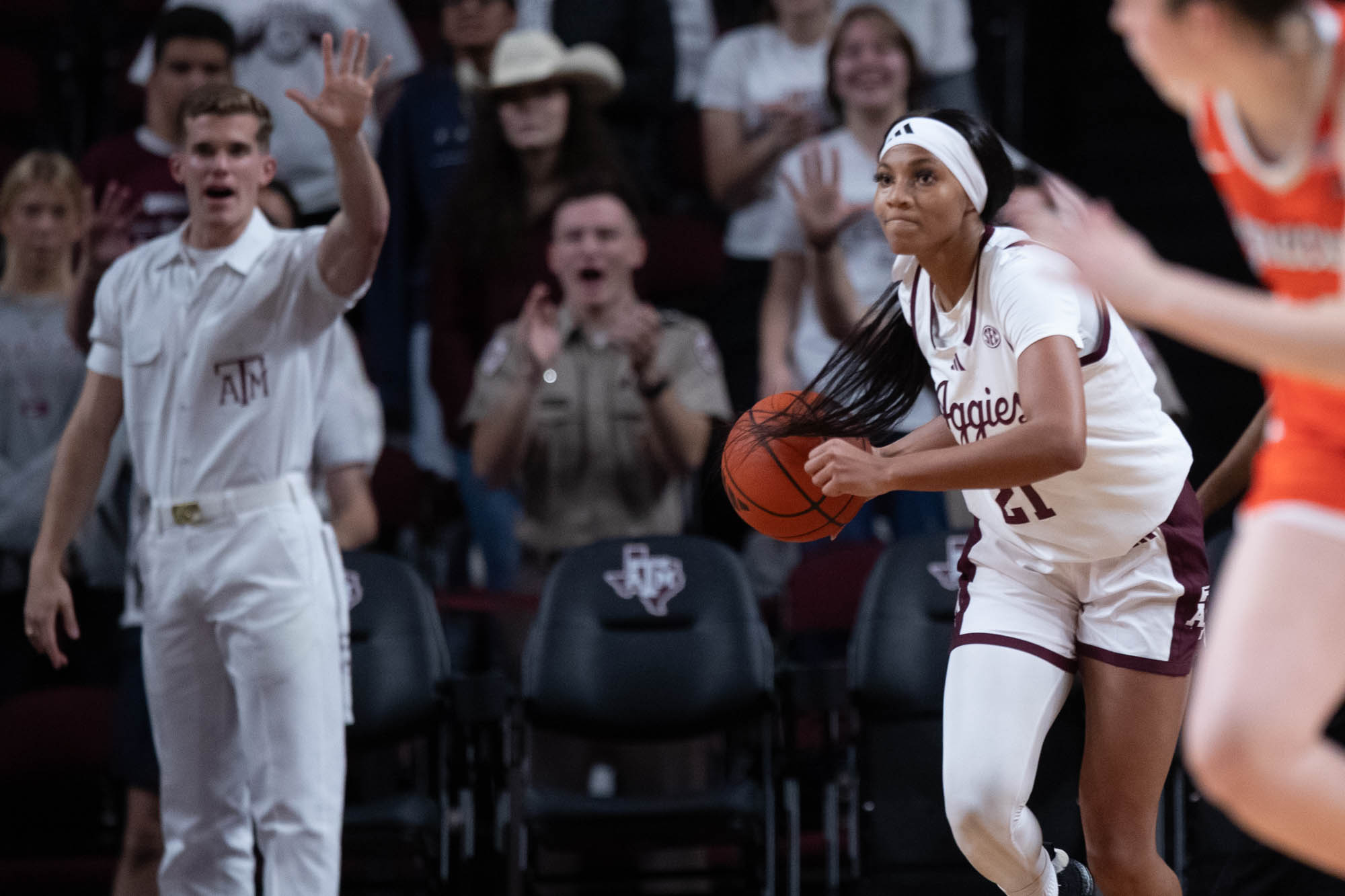 GALLERY: Women's Basketball vs. Syracuse