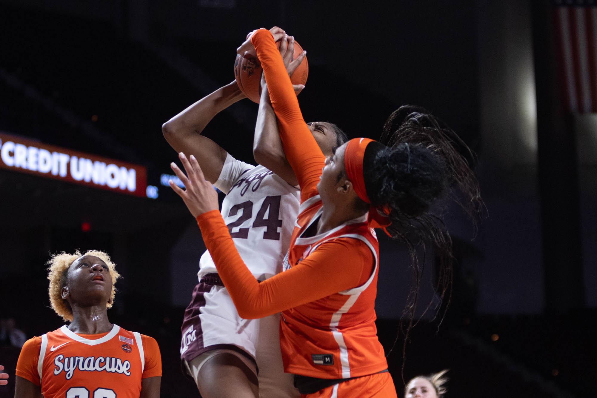 GALLERY: Women's Basketball vs. Syracuse