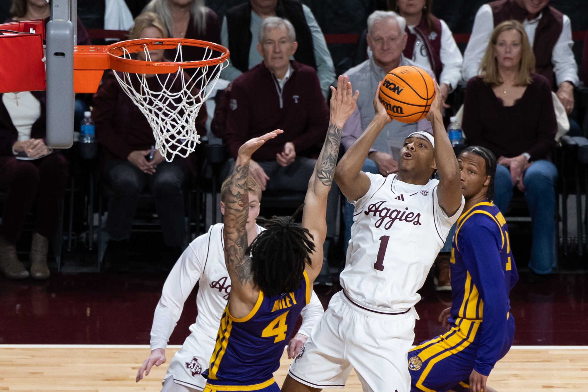 GALLERY: Men's Basketball vs. LSU