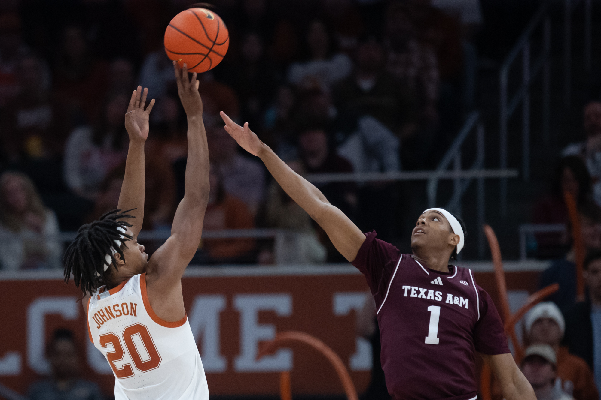 GALLERY: Men's Basketball vs. Texas