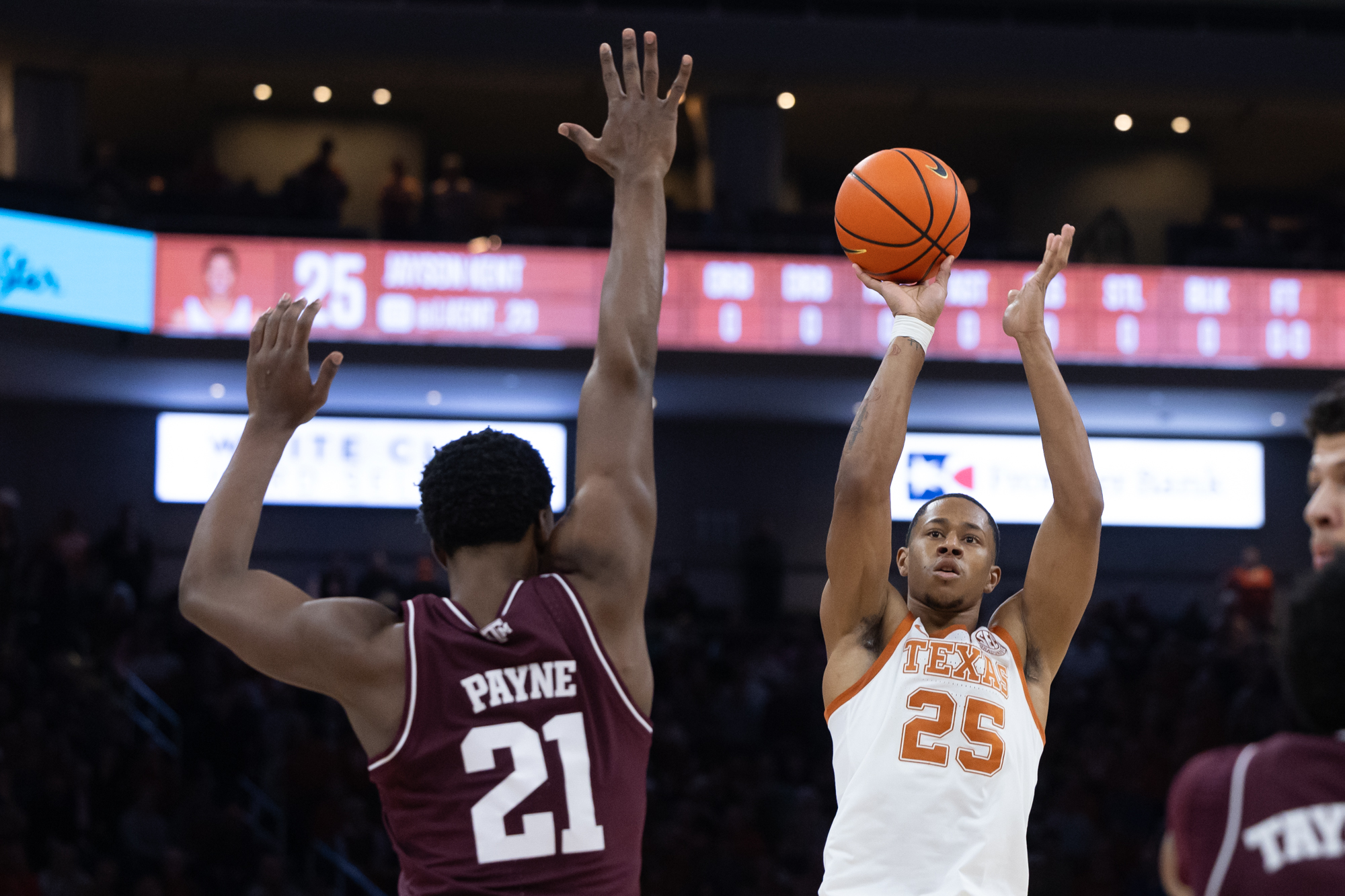 GALLERY: Men's Basketball vs. Texas