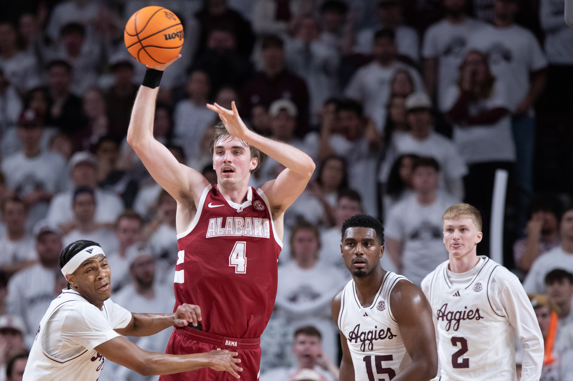 GALLERY: Men's Basketball vs. Alabama