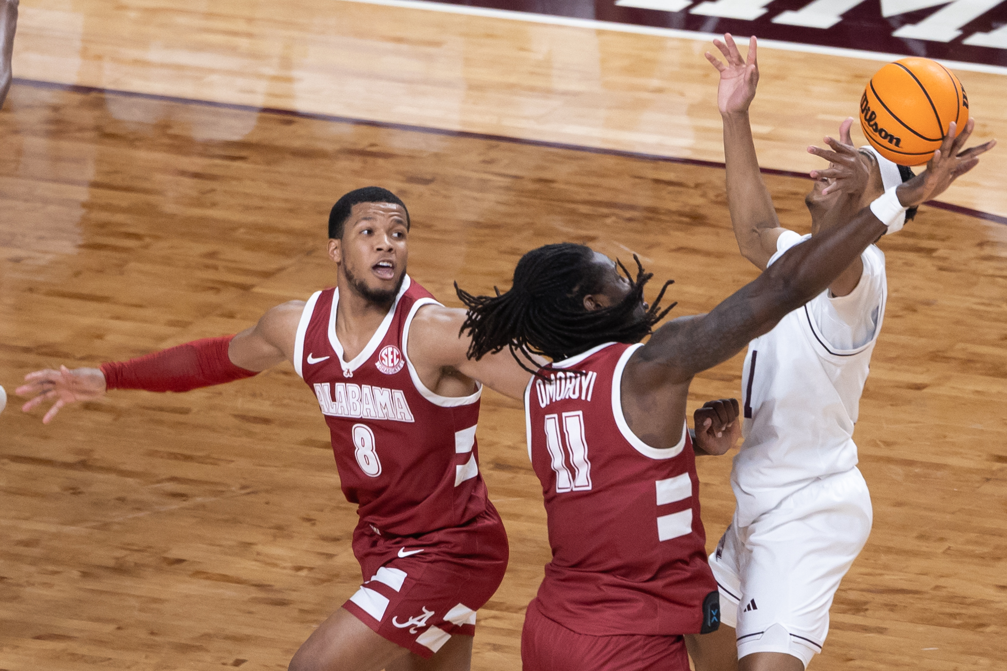 GALLERY: Men's Basketball vs. Alabama