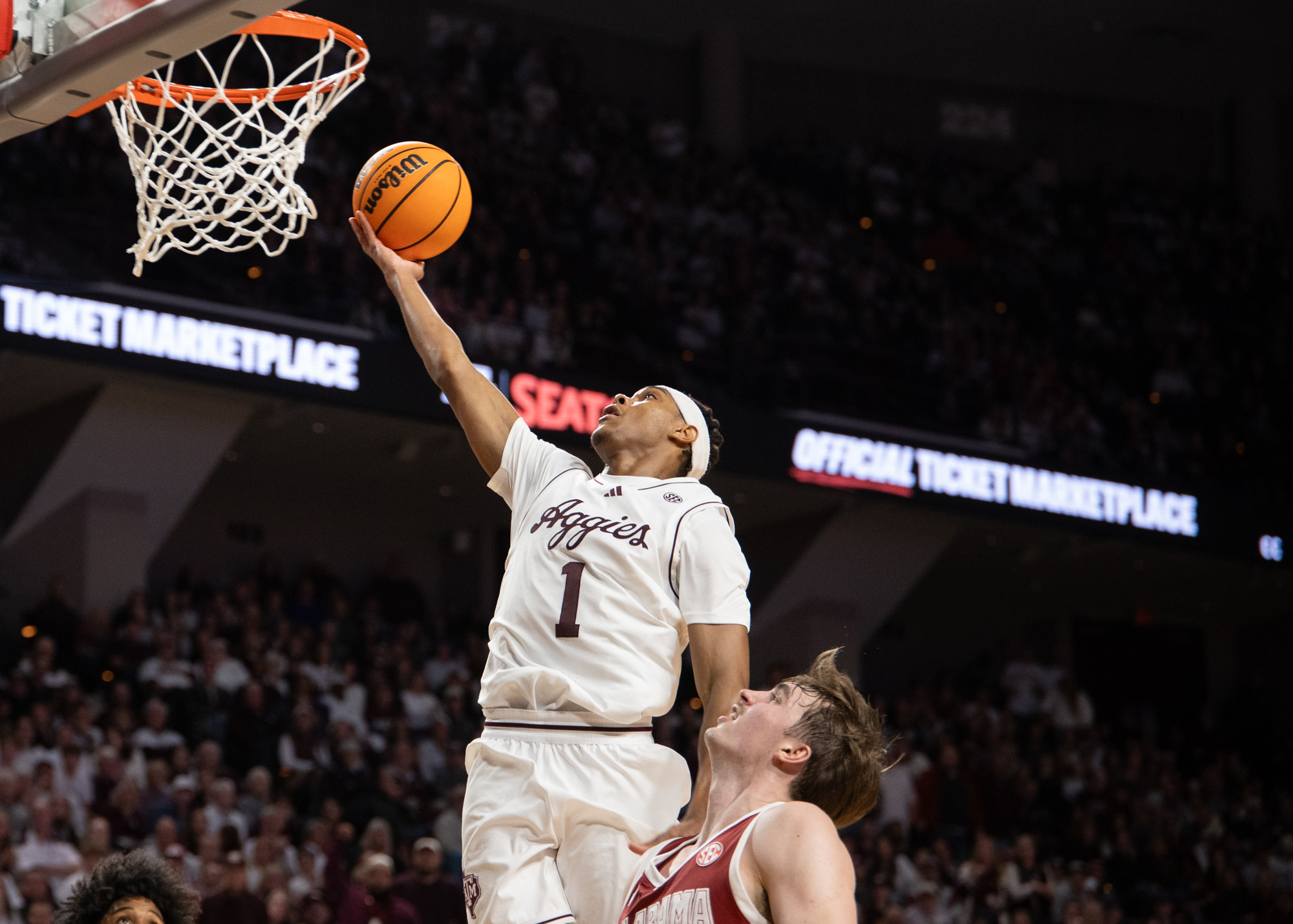 GALLERY: Men's Basketball vs. Alabama