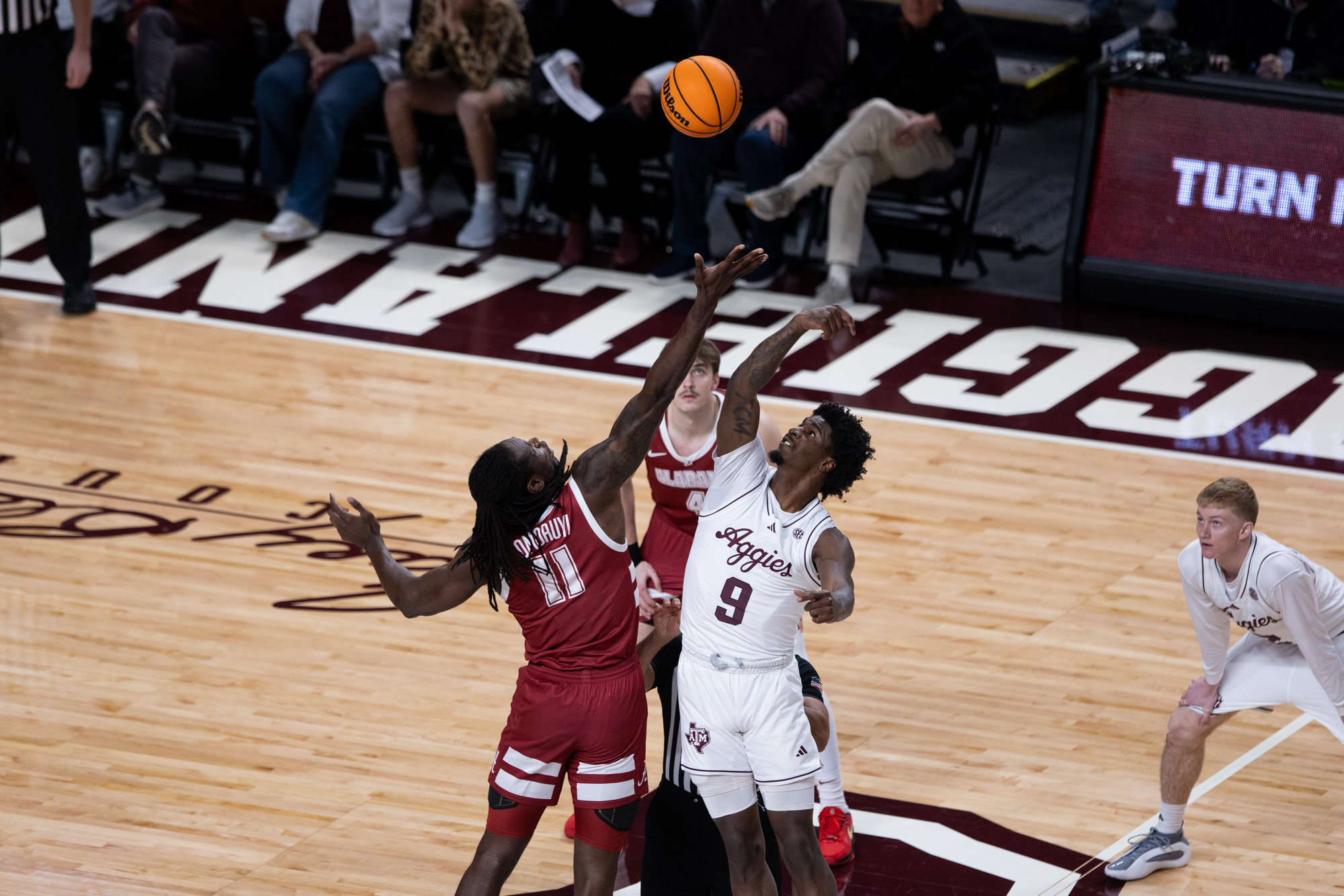 GALLERY: Men's Basketball vs. Alabama