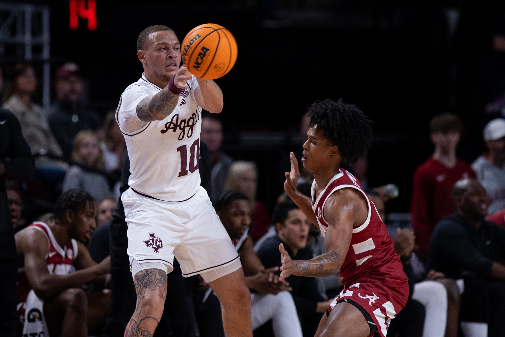 GALLERY: Men's Basketball vs. Alabama