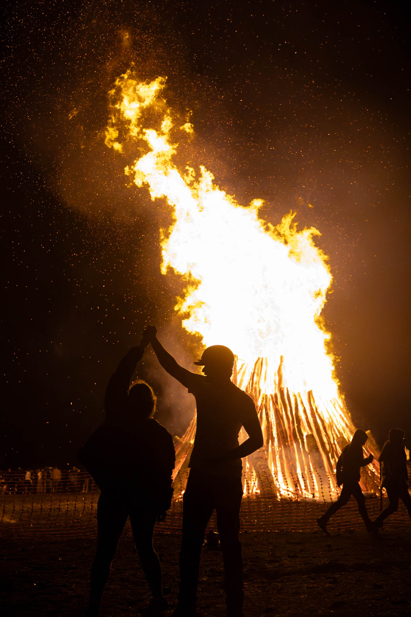 Studnet Bonfire 15