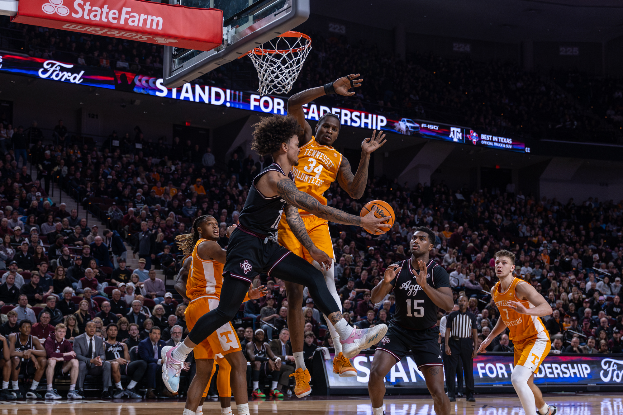 GALLERY: Men's Basketball vs. Tennessee