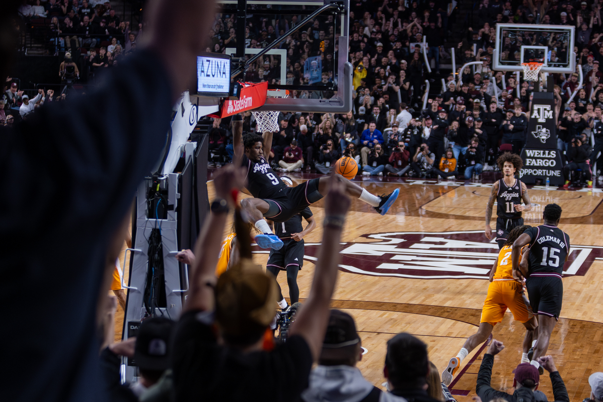 GALLERY: Men's Basketball vs. Tennessee