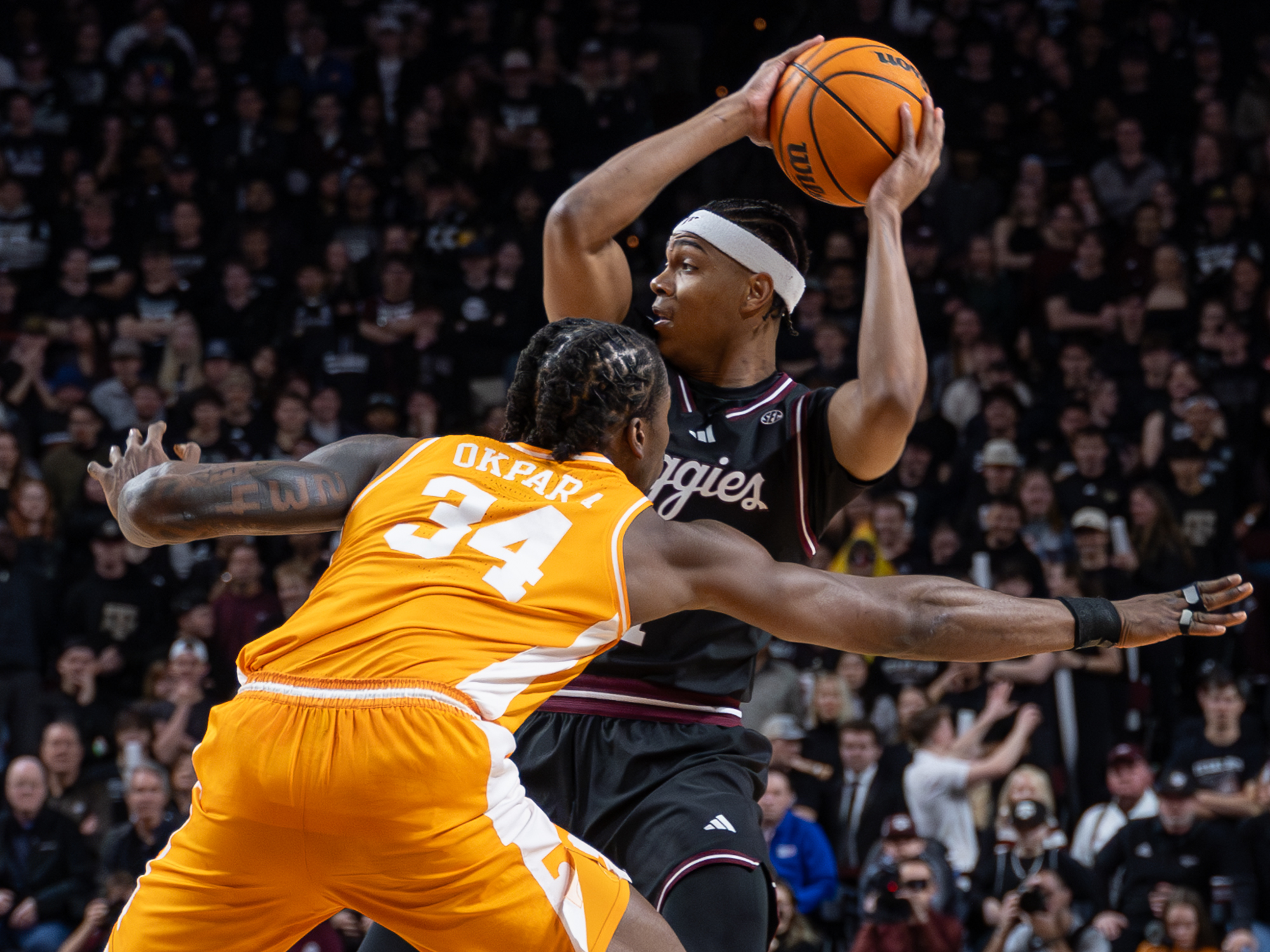 GALLERY: Men's Basketball vs. Tennessee