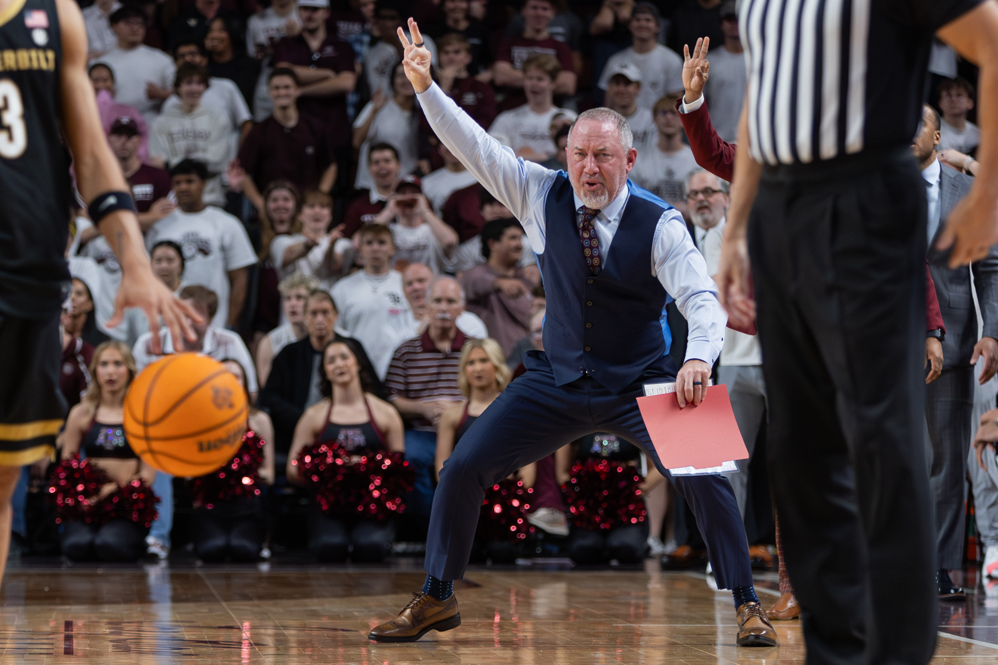 GALLERY: Men's Basketball vs. Vanderbilt