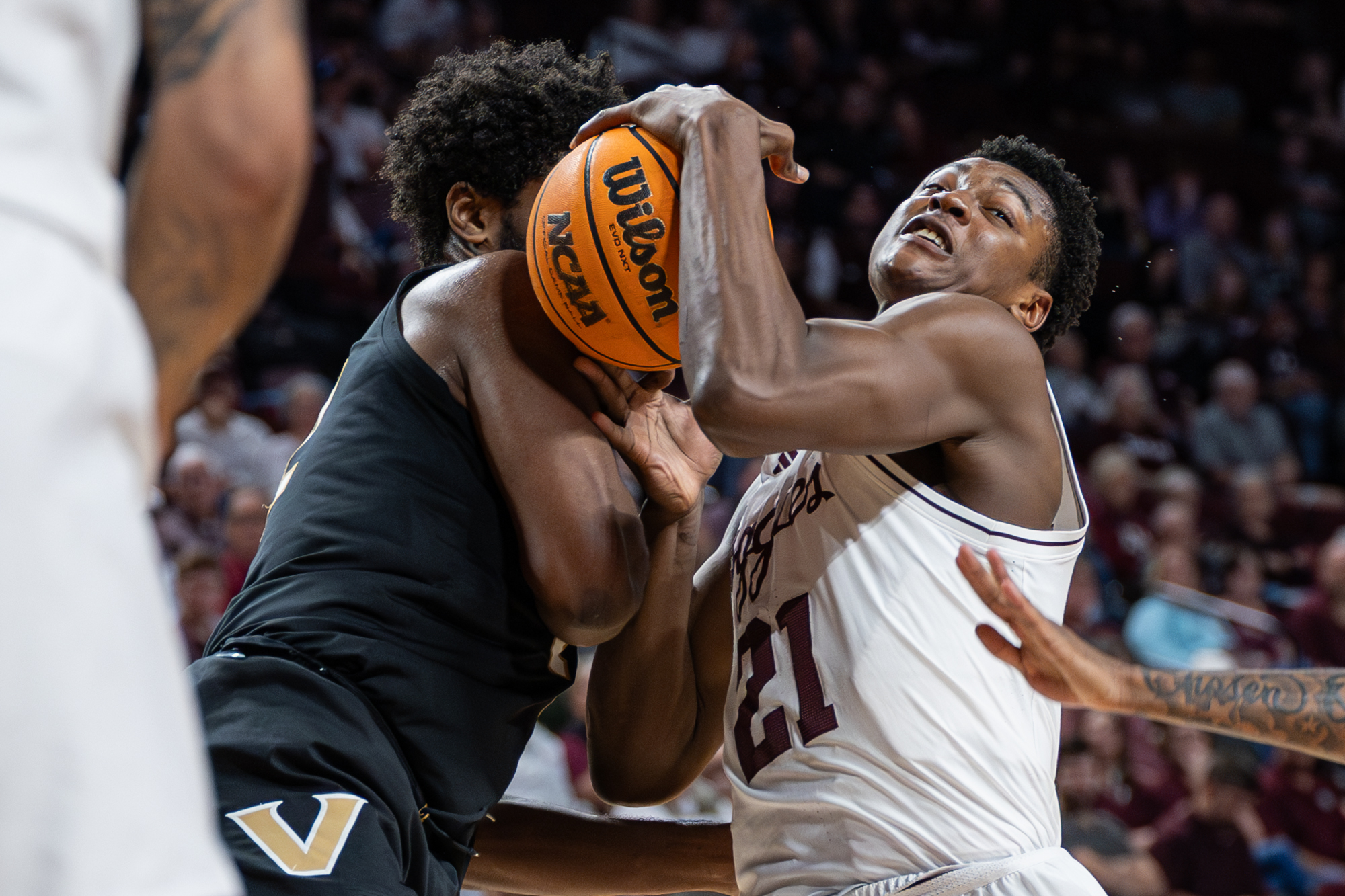 GALLERY: Men's Basketball vs. Vanderbilt