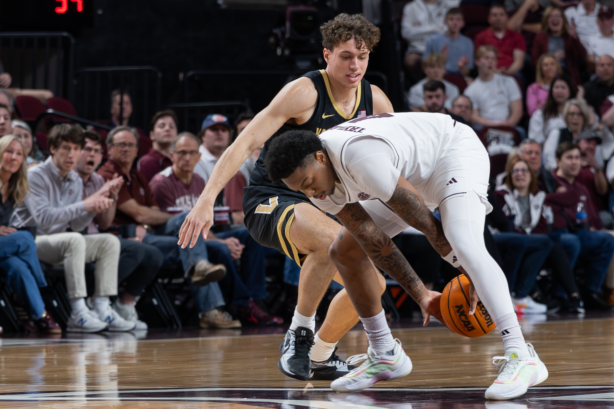 GALLERY: Men's Basketball vs. Vanderbilt