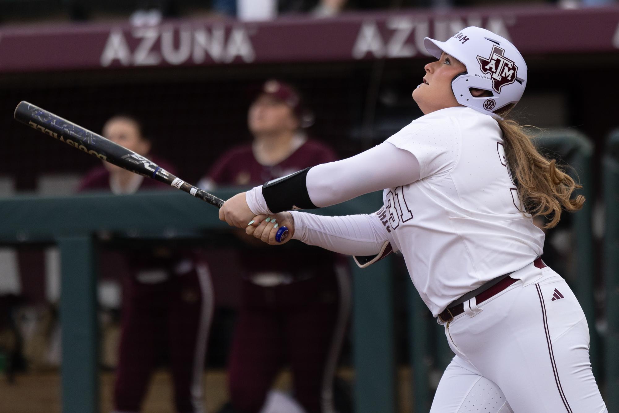 GALLERY: Softball vs. Texas State