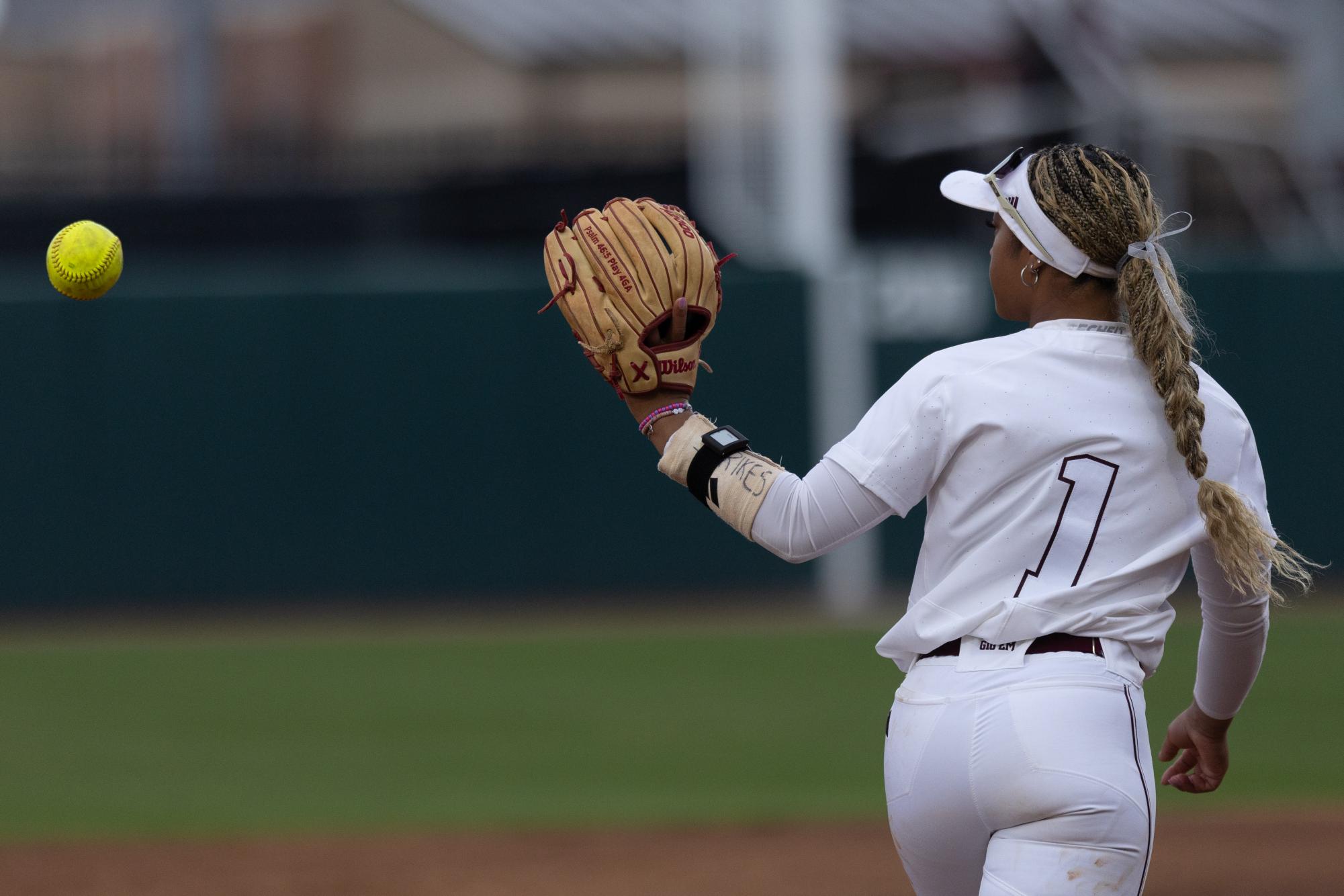 GALLERY: Softball vs. Texas State