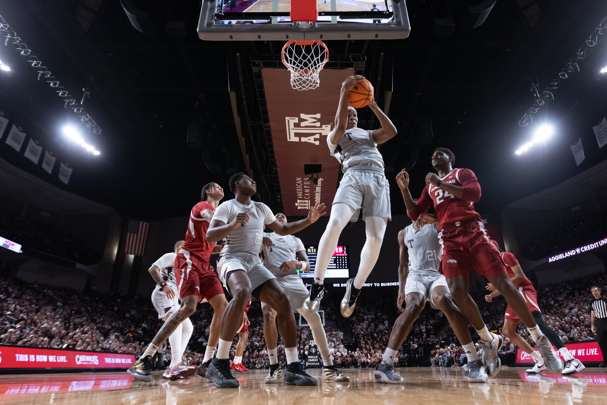 GALLERY: Men's Basketball vs. Arkansas