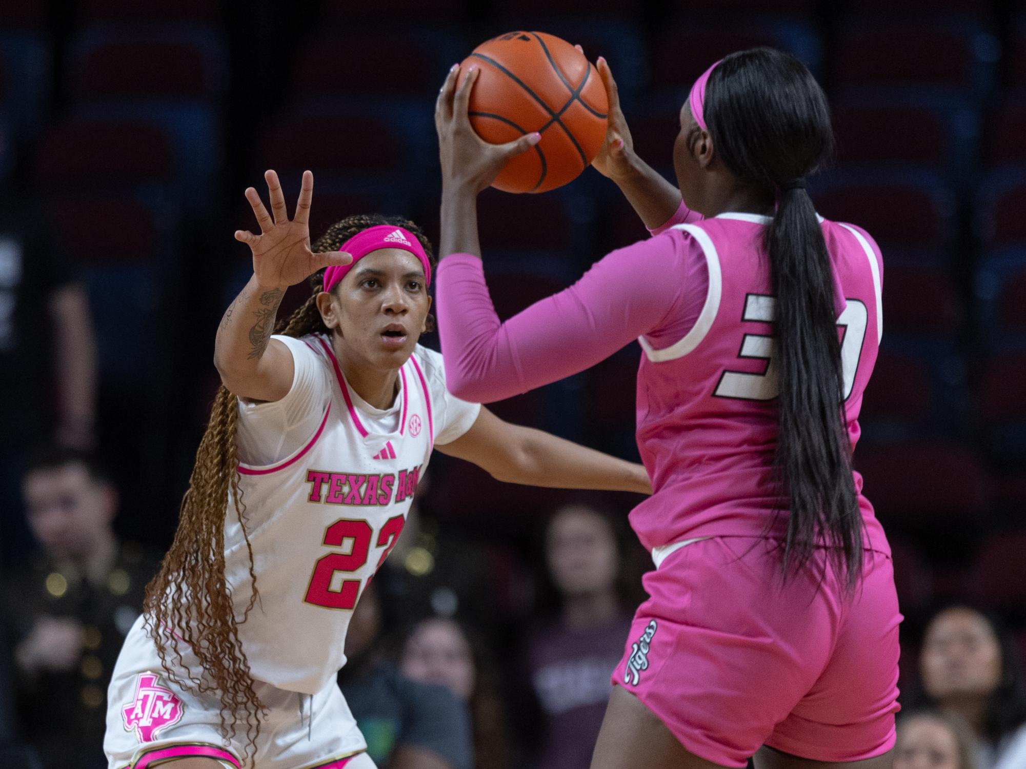 GALLERY: Women's Basketball vs. Missouri