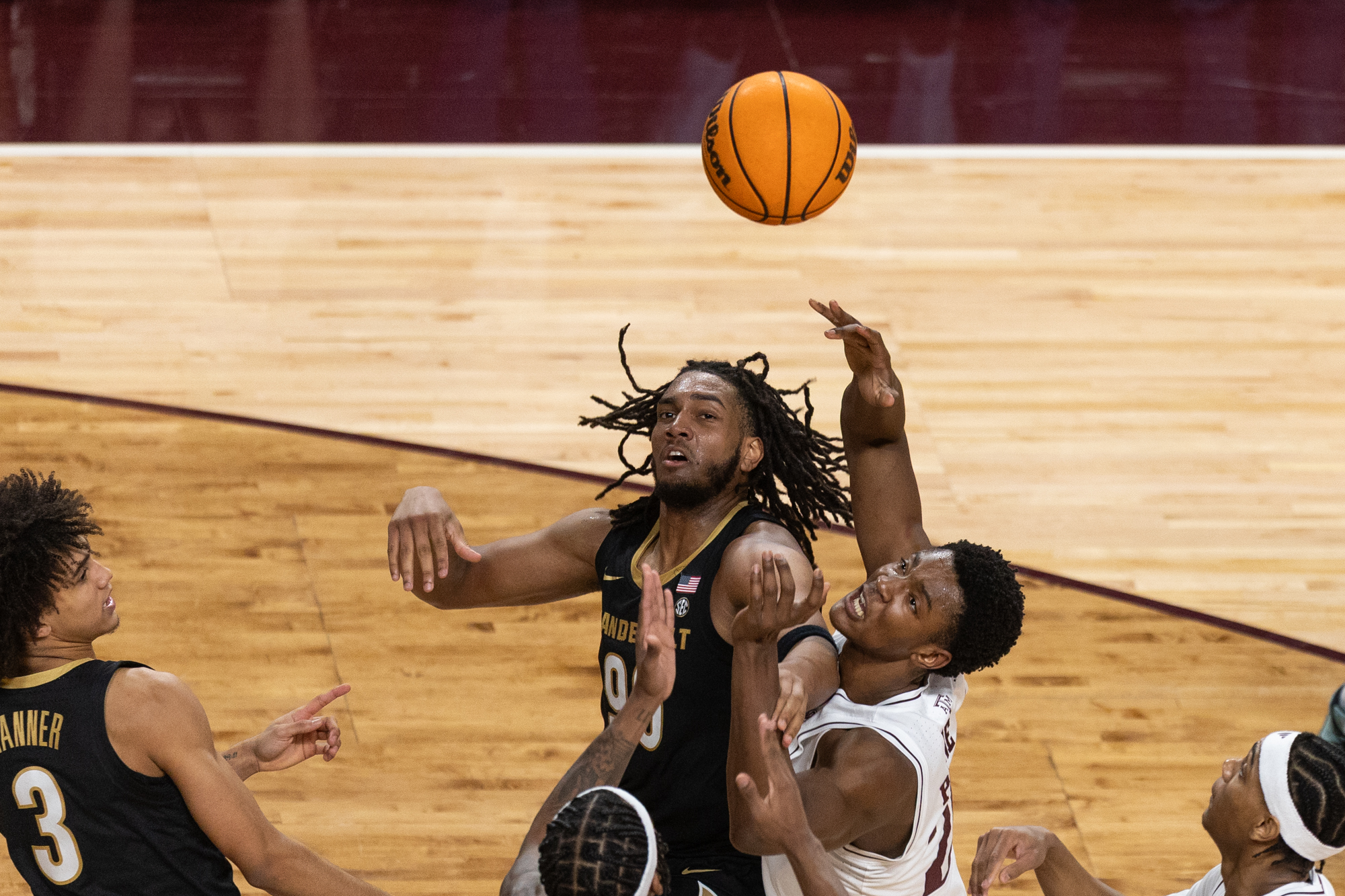 GALLERY: Men's Basketball vs. Vanderbilt