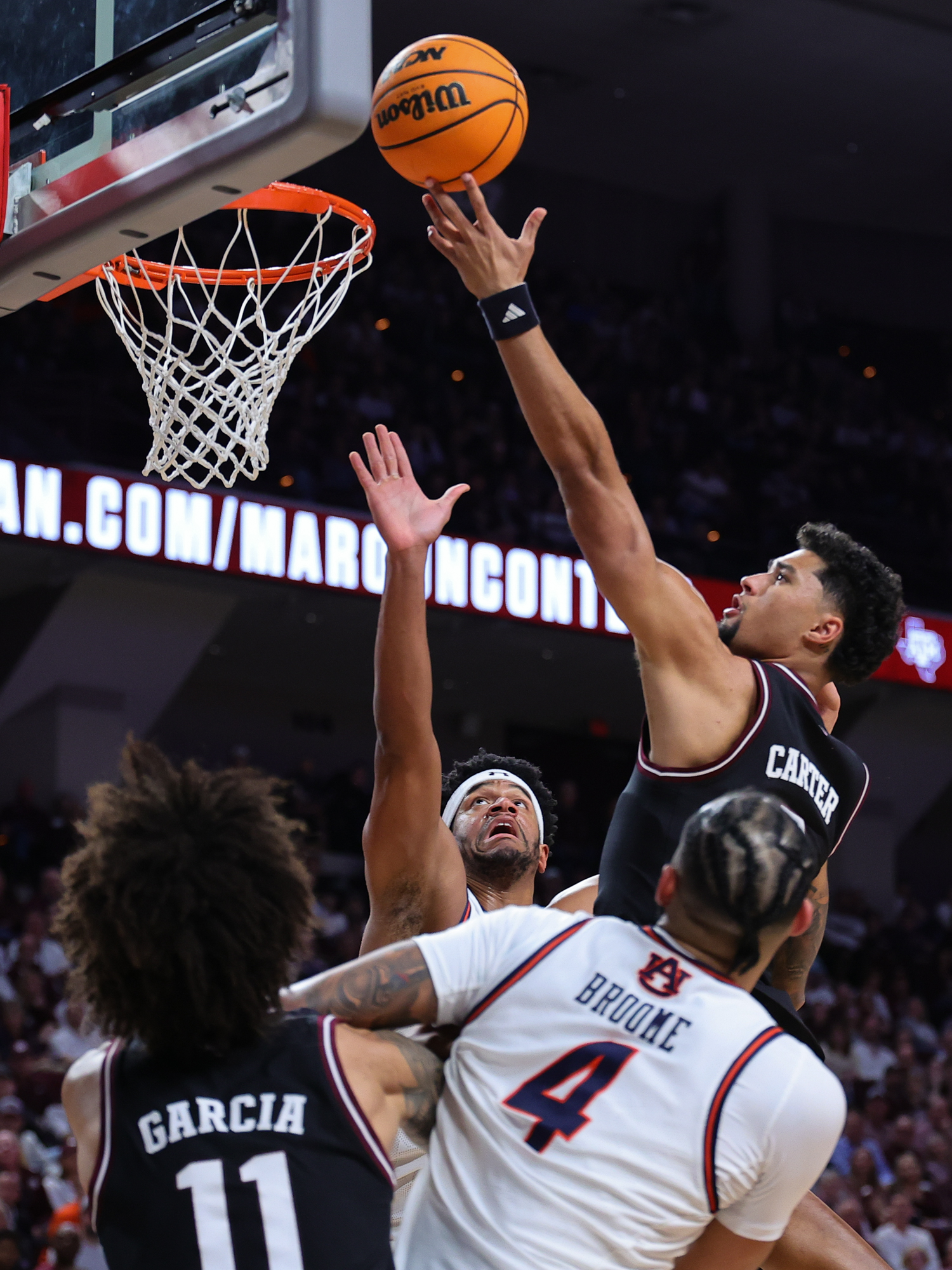 GALLERY: Men's Basketball vs. Auburn