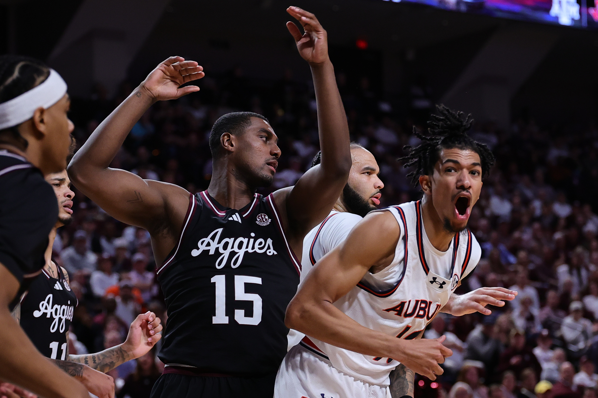 GALLERY: Men's Basketball vs. Auburn