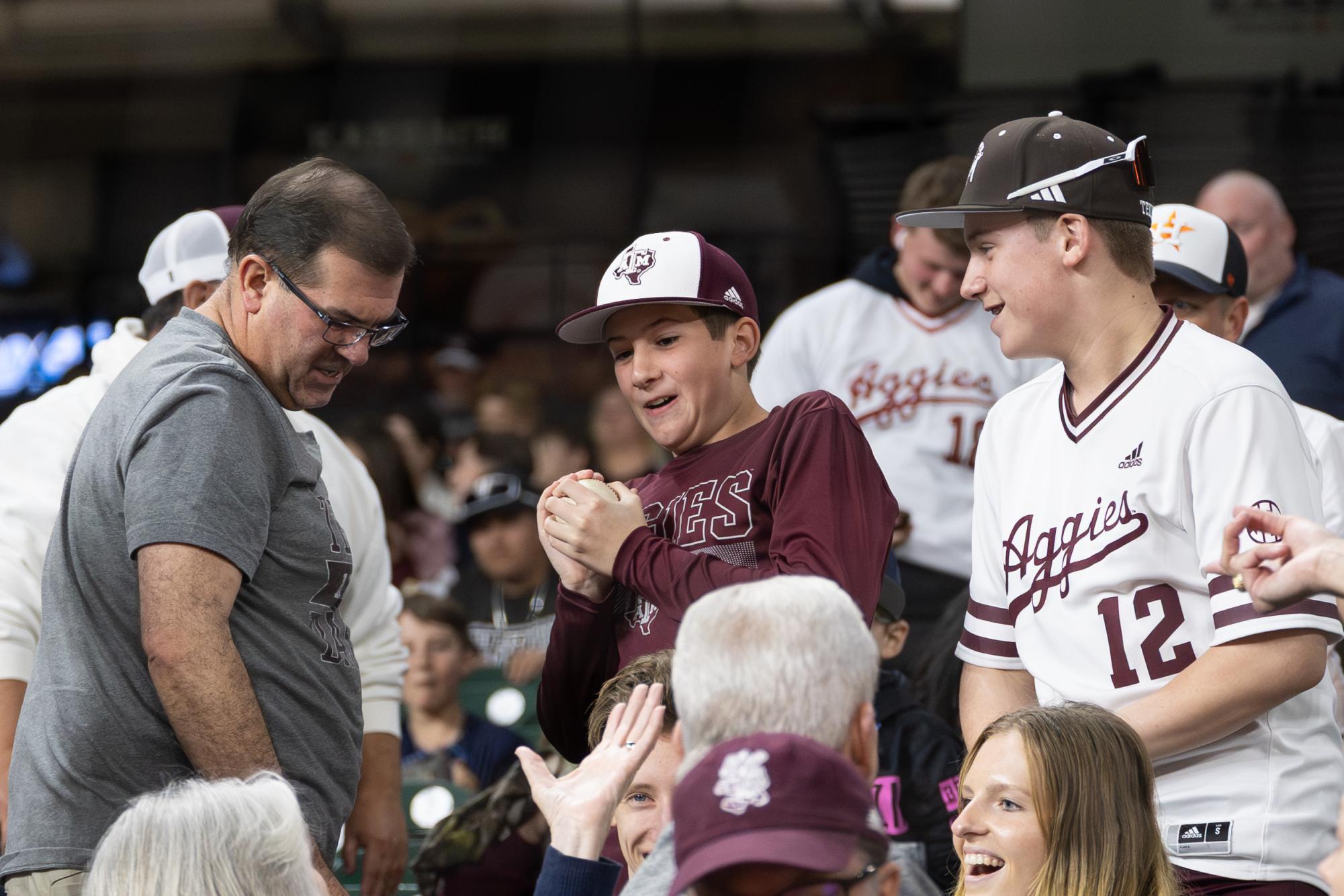 GALLERY: 2025 Astros Foundation College Classic