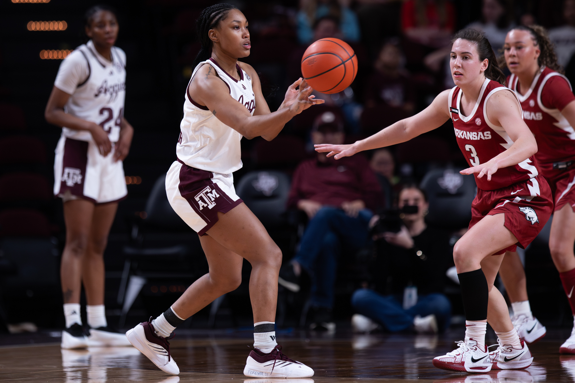 GALLERY: Women's Basketball vs. Arkansas