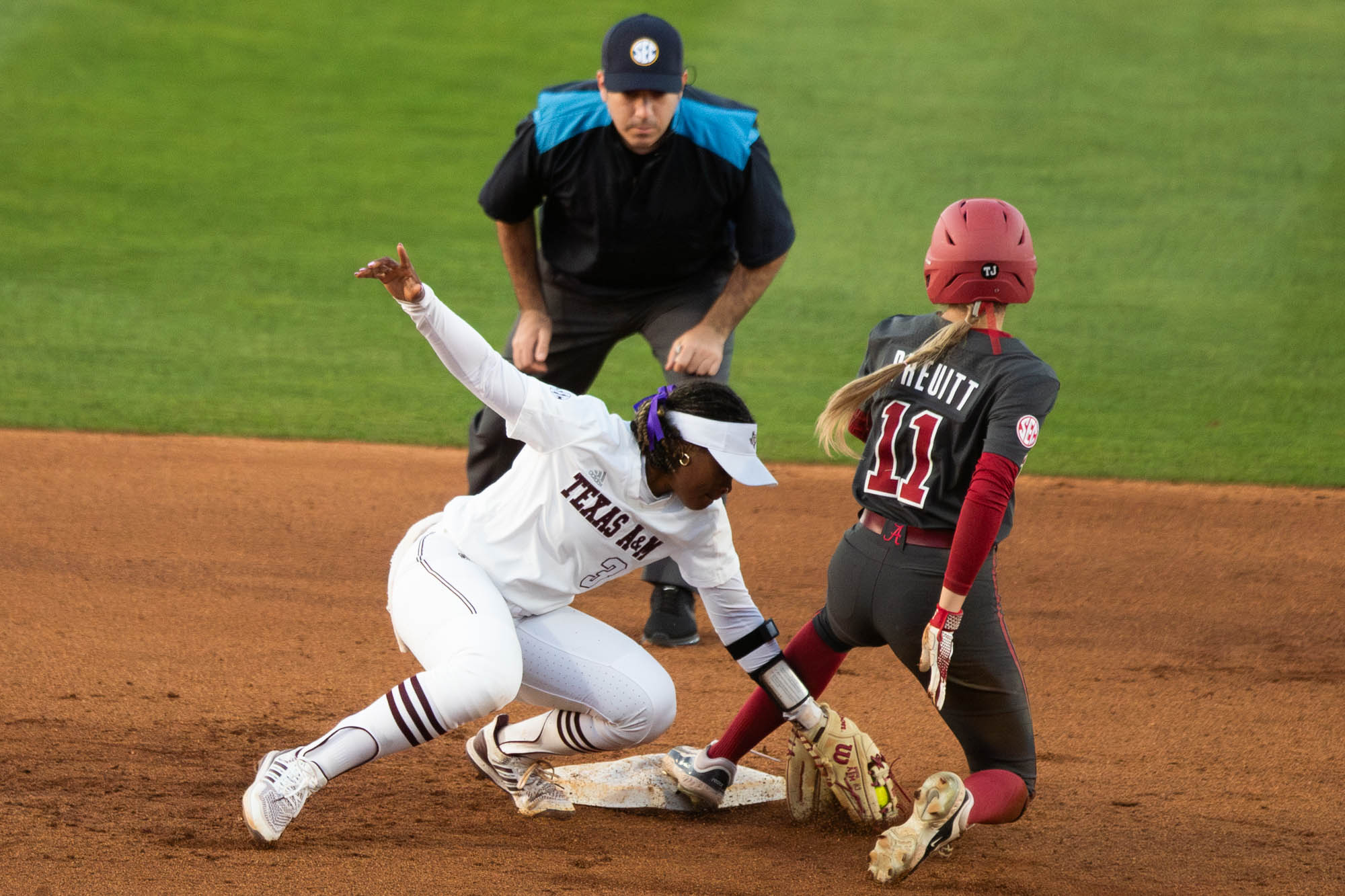 GALLERY: Softball vs. Alabama