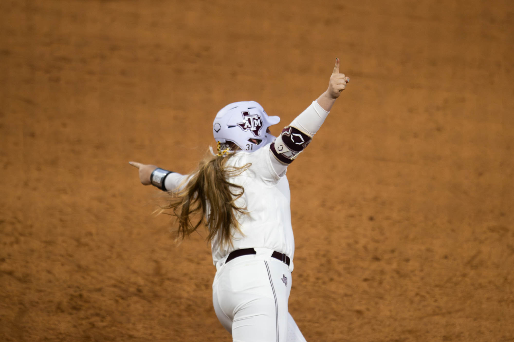 GALLERY: Softball vs. Alabama