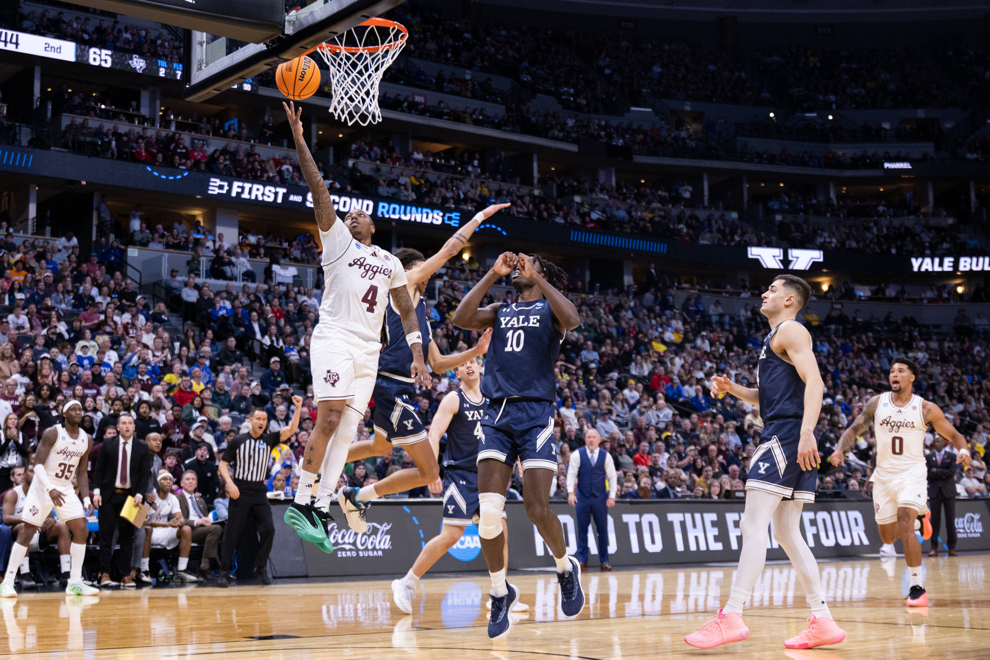 GALLERY: 2025 March Madness Texas A&M vs. Yale