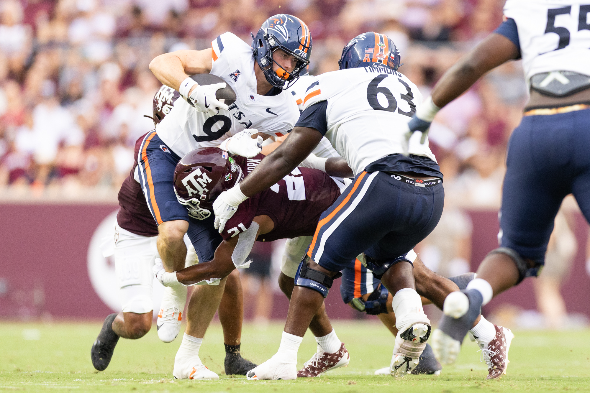 GALLERY: Football vs. UTSA