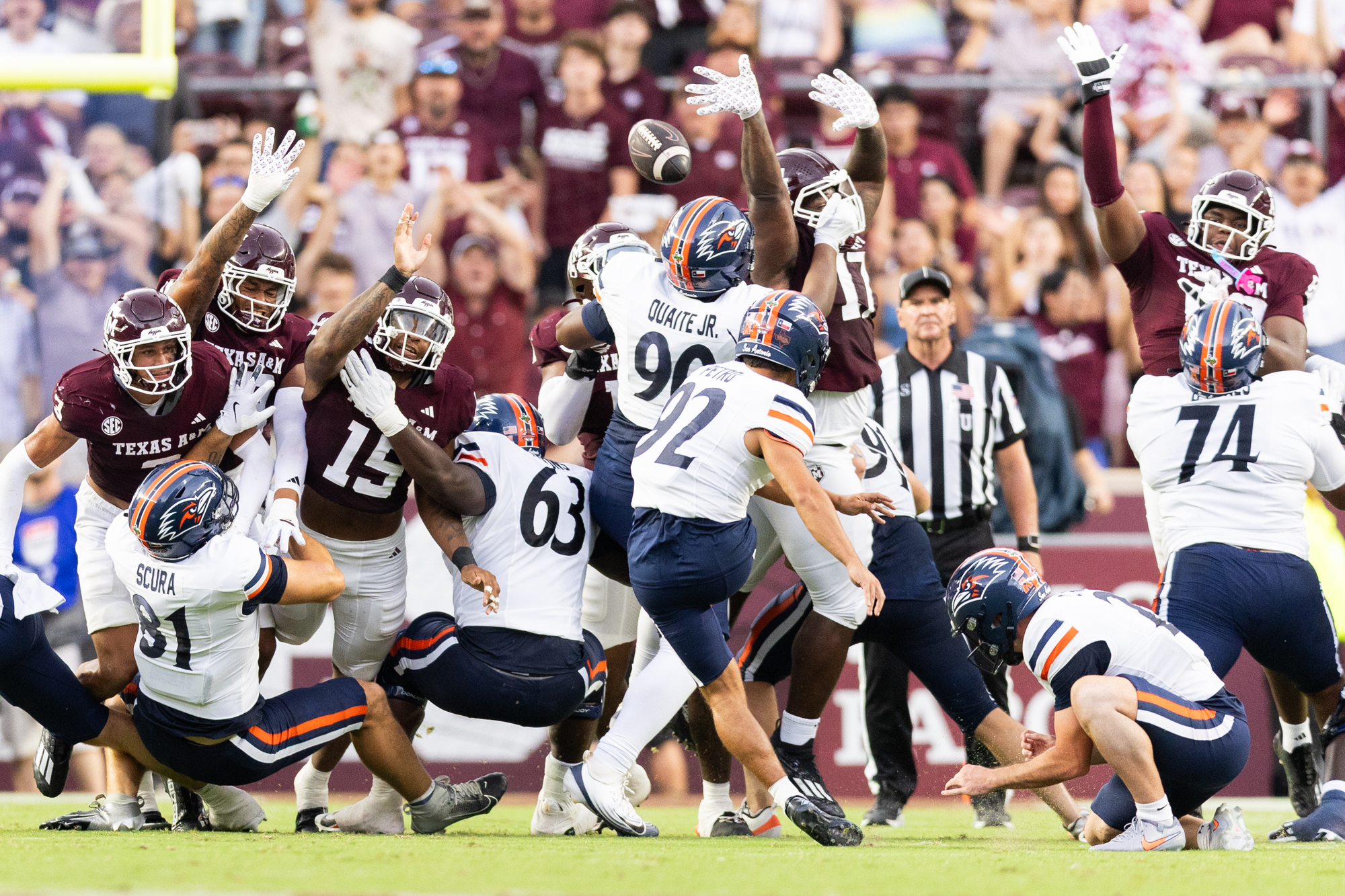 GALLERY: Football vs. UTSA