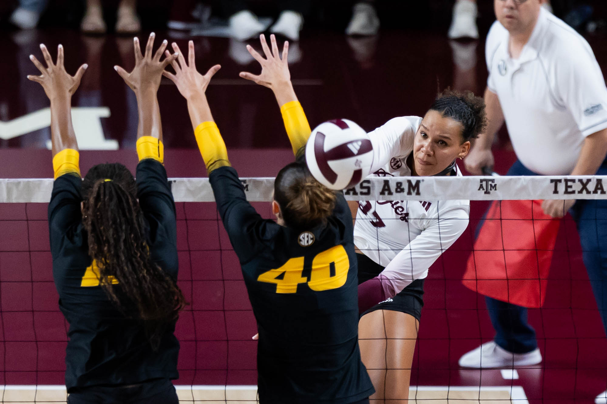 GALLERY: Volleyball vs. Missouri