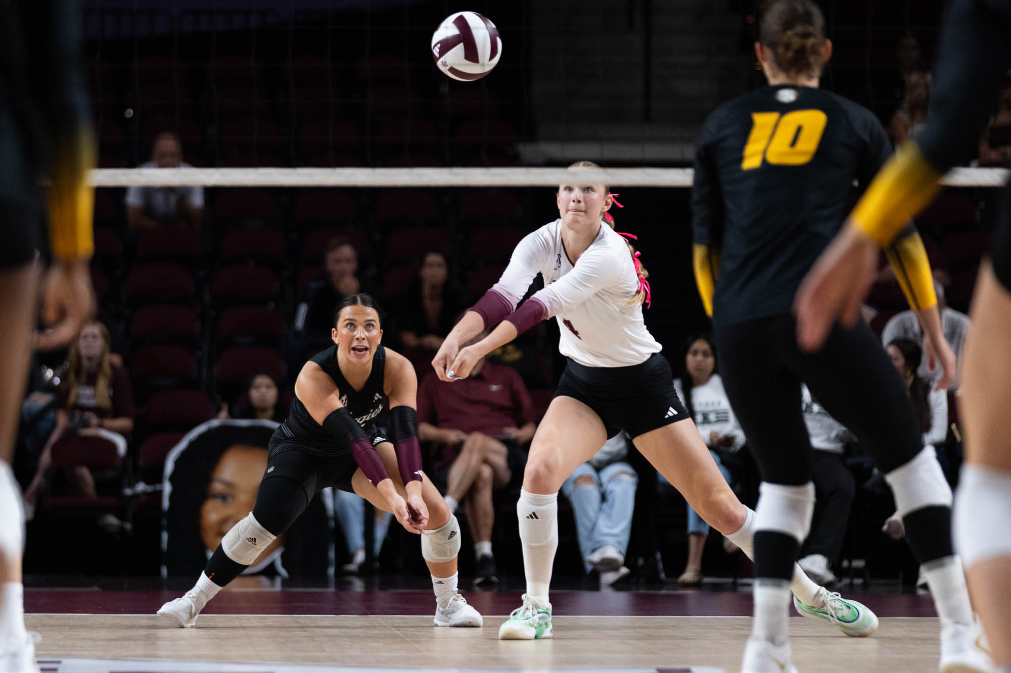 GALLERY: Volleyball vs. Missouri