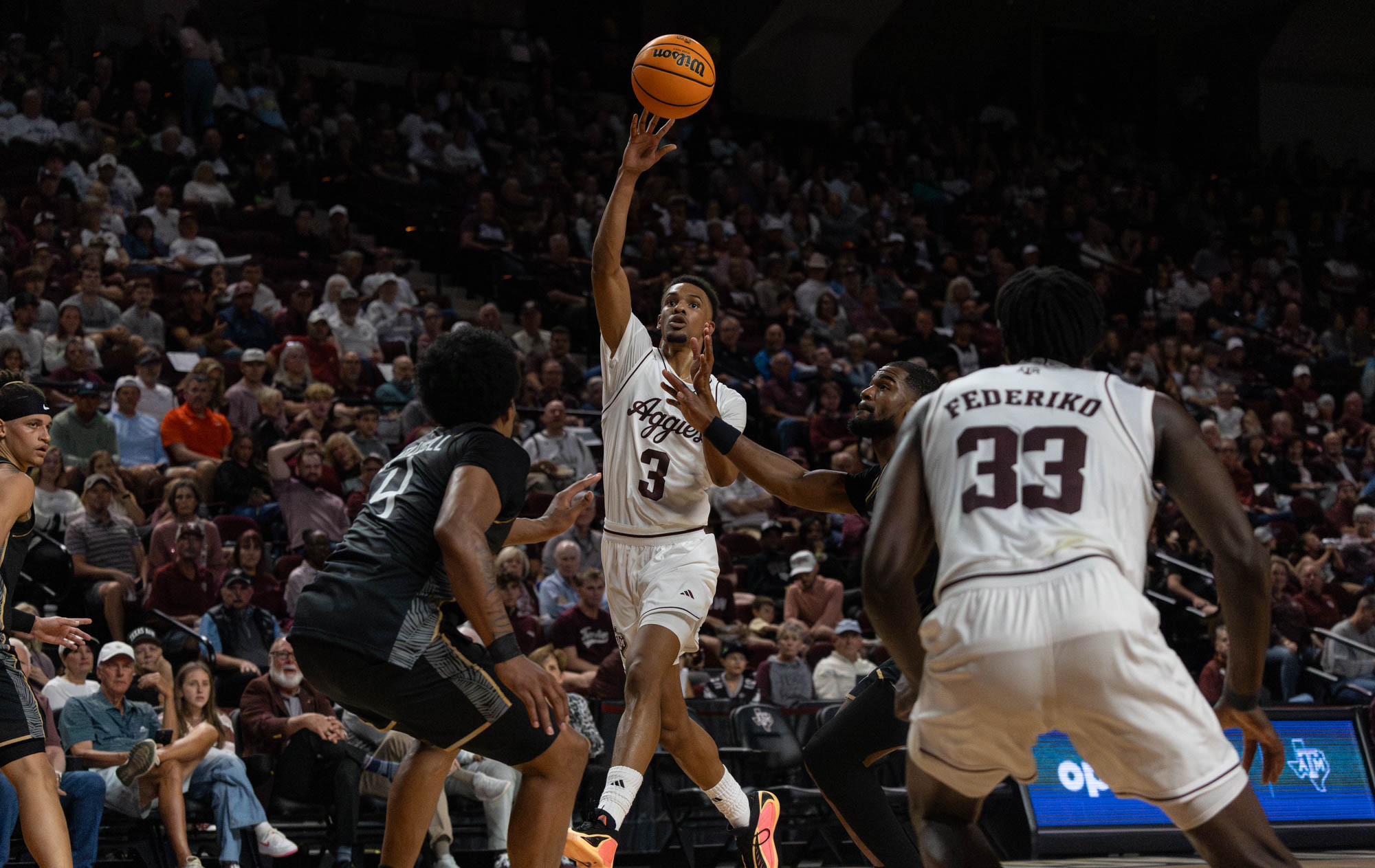 GALLERY: Basketball vs. UCF