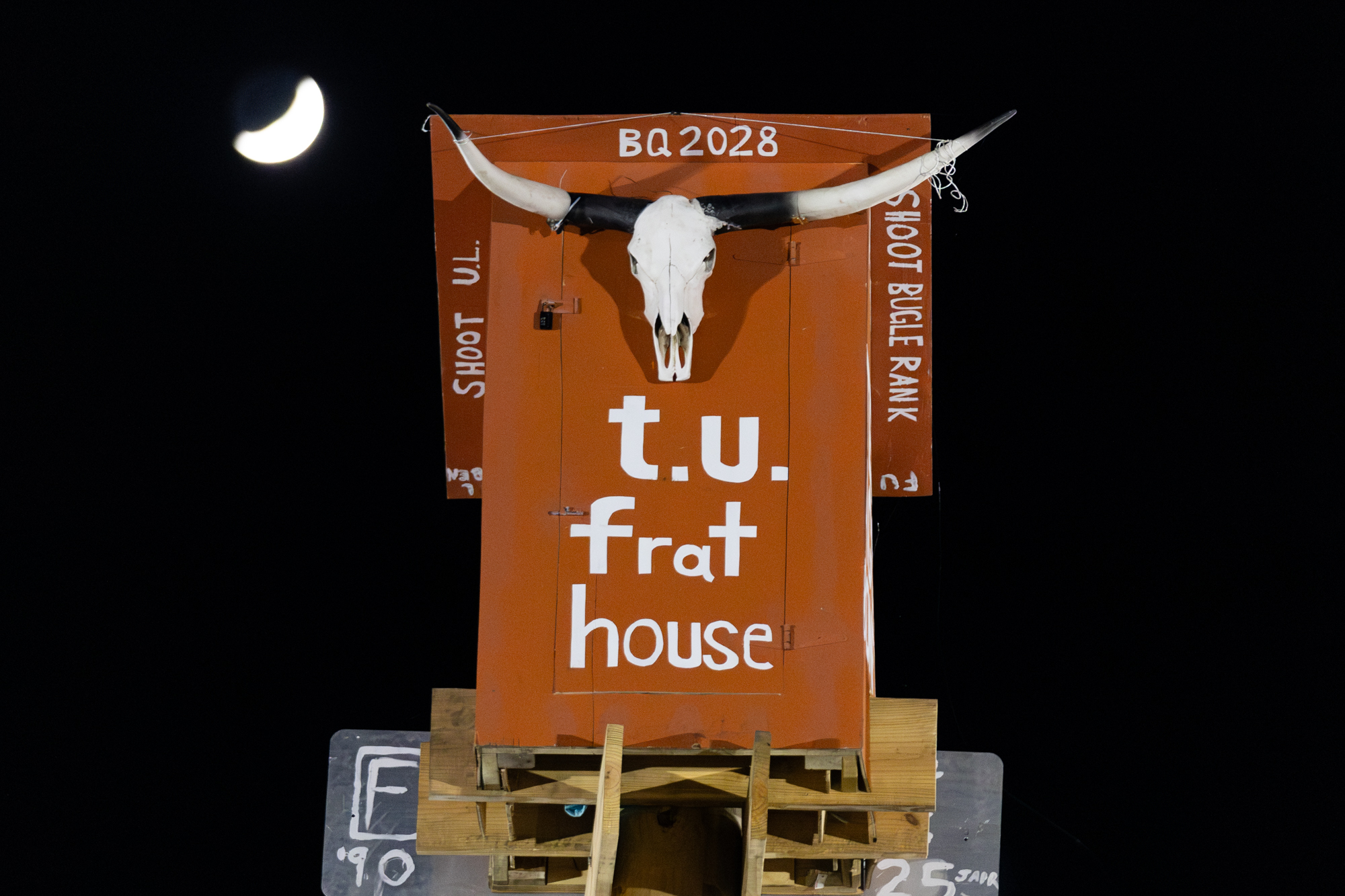 GALLERY: 2025 Student Bonfire