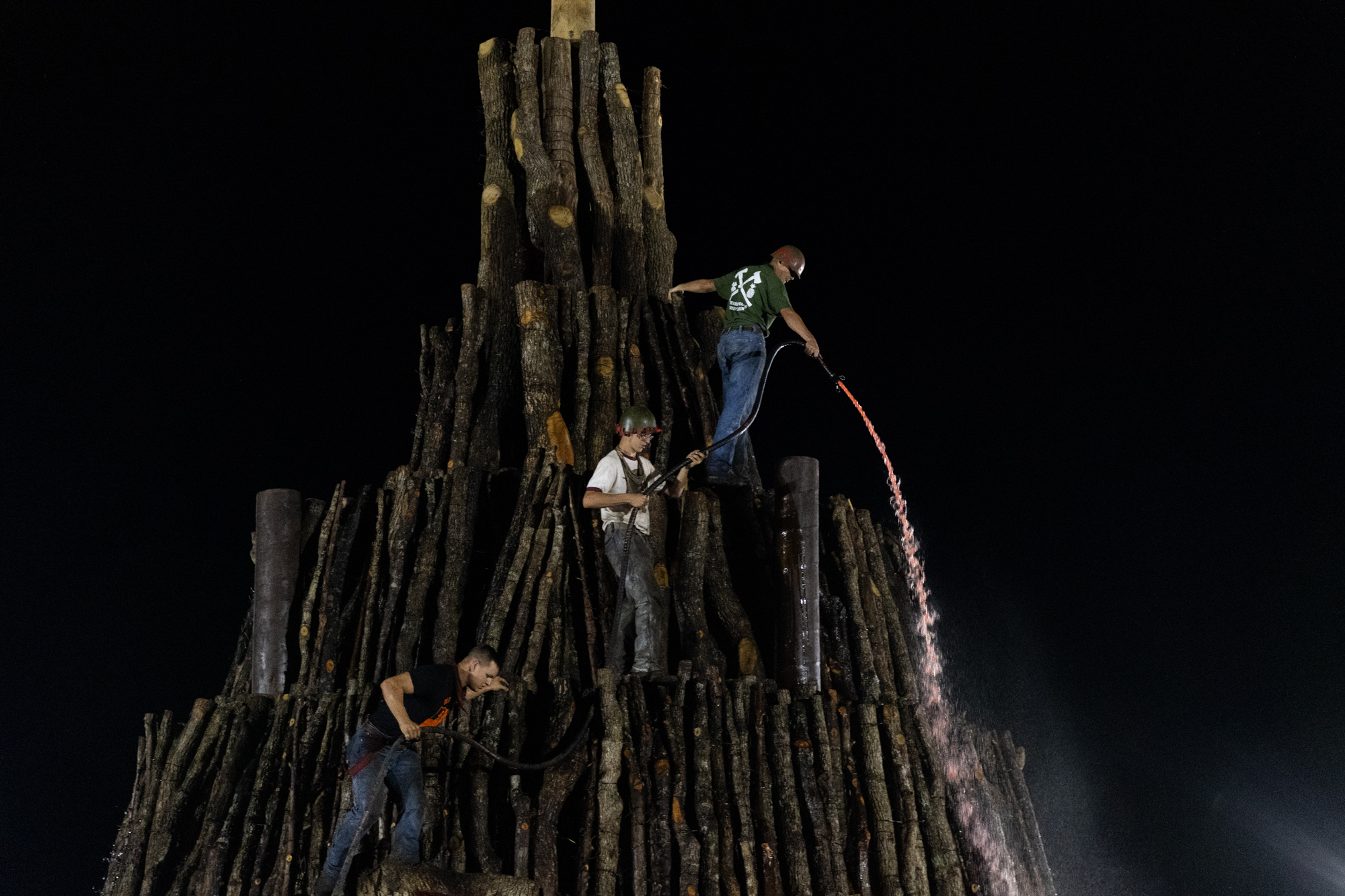 GALLERY: 2025 Student Bonfire